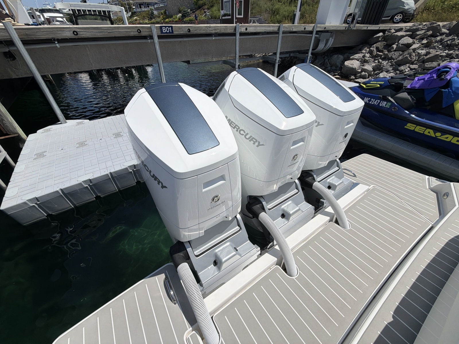 2026 Tiara Yachts 48 LS