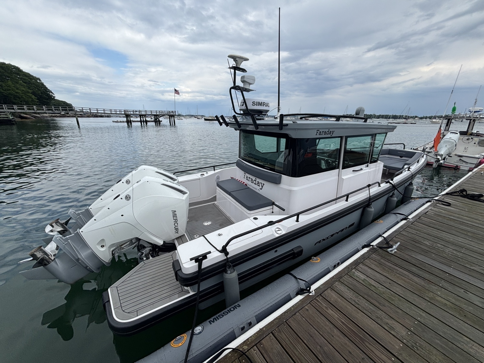 2021 Axopar 28 Cabin