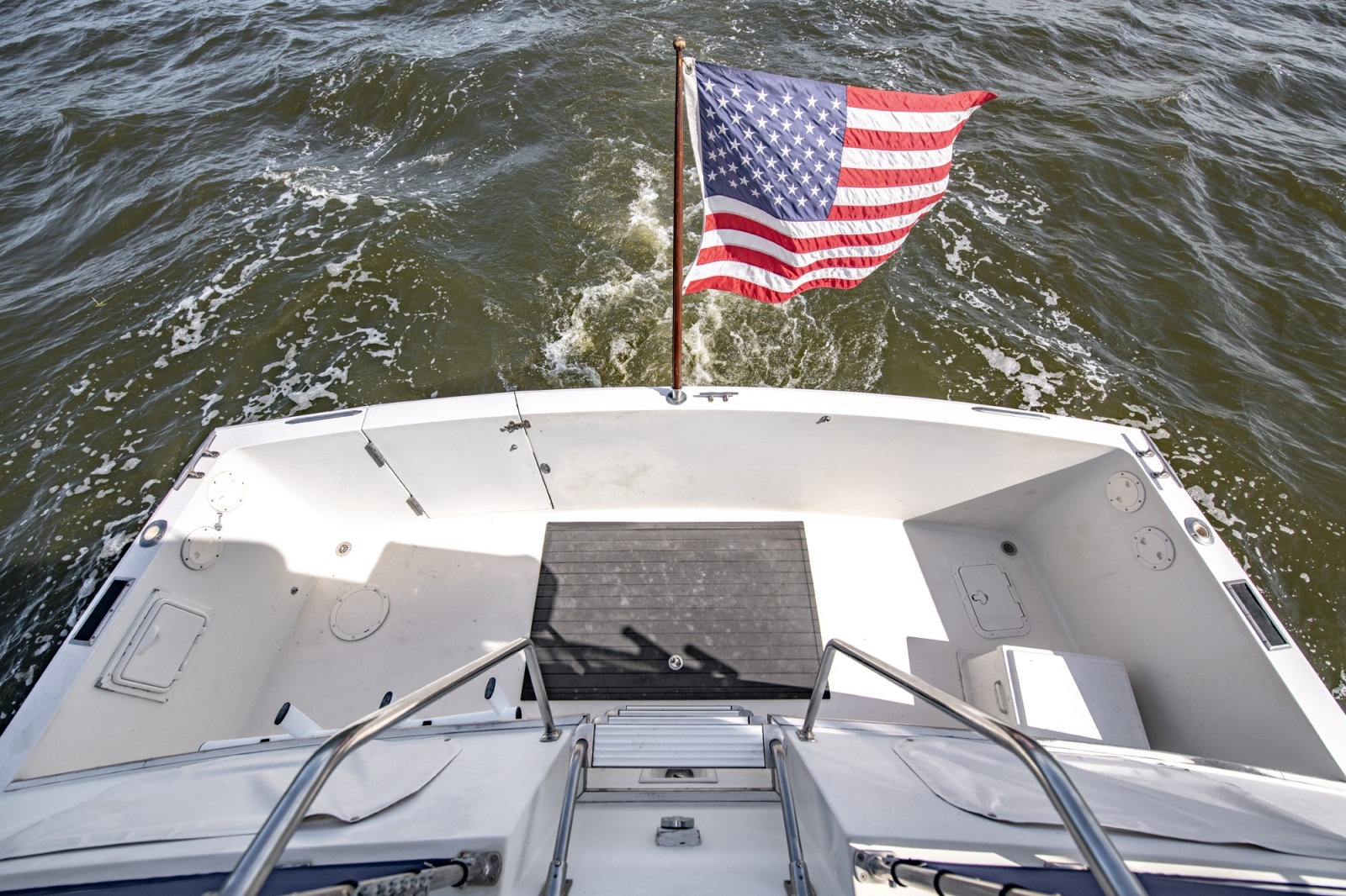 1988 Tollycraft 44 Cockpit M.Y.