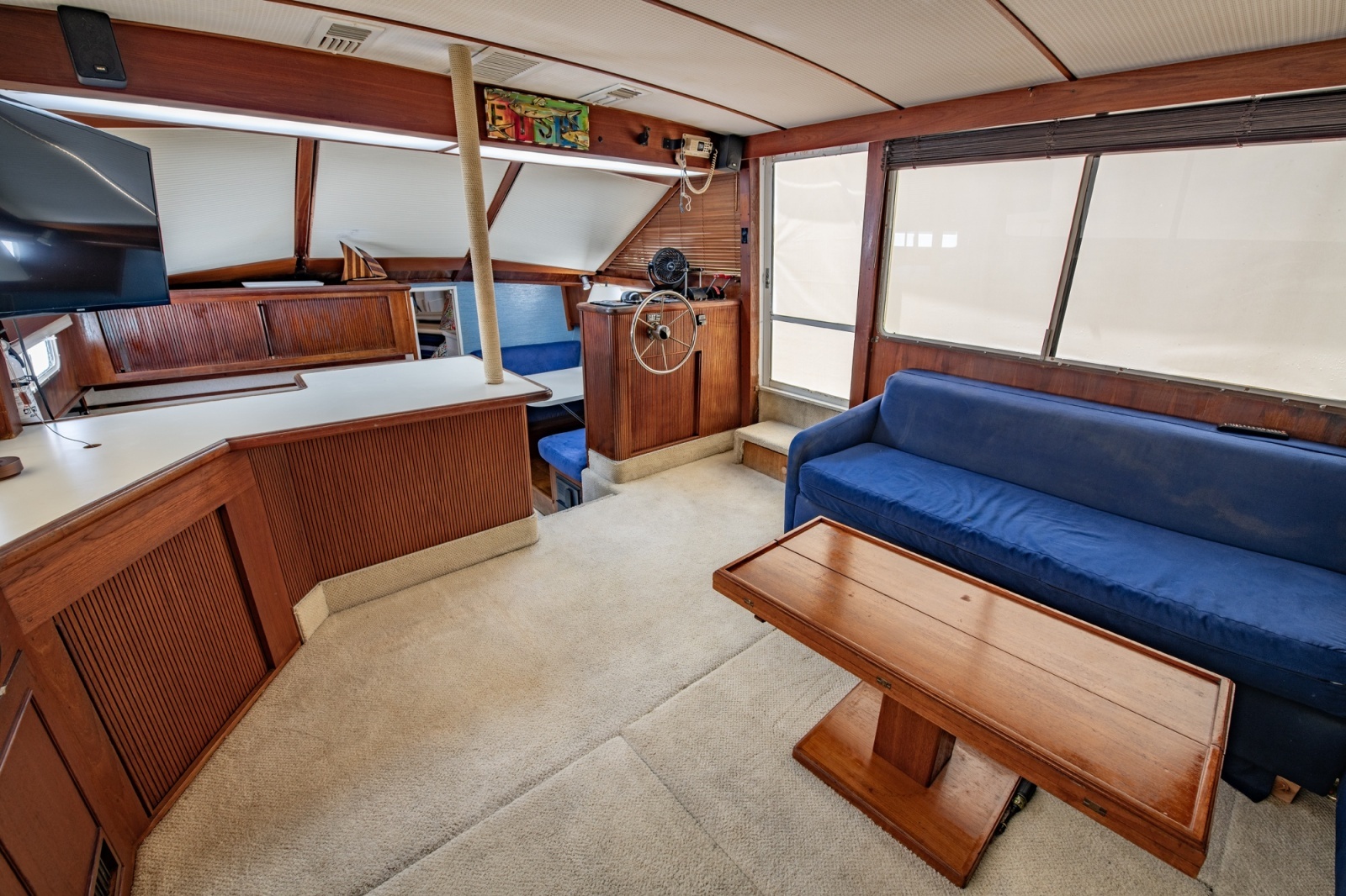 1988 Tollycraft 44 Cockpit M.Y.