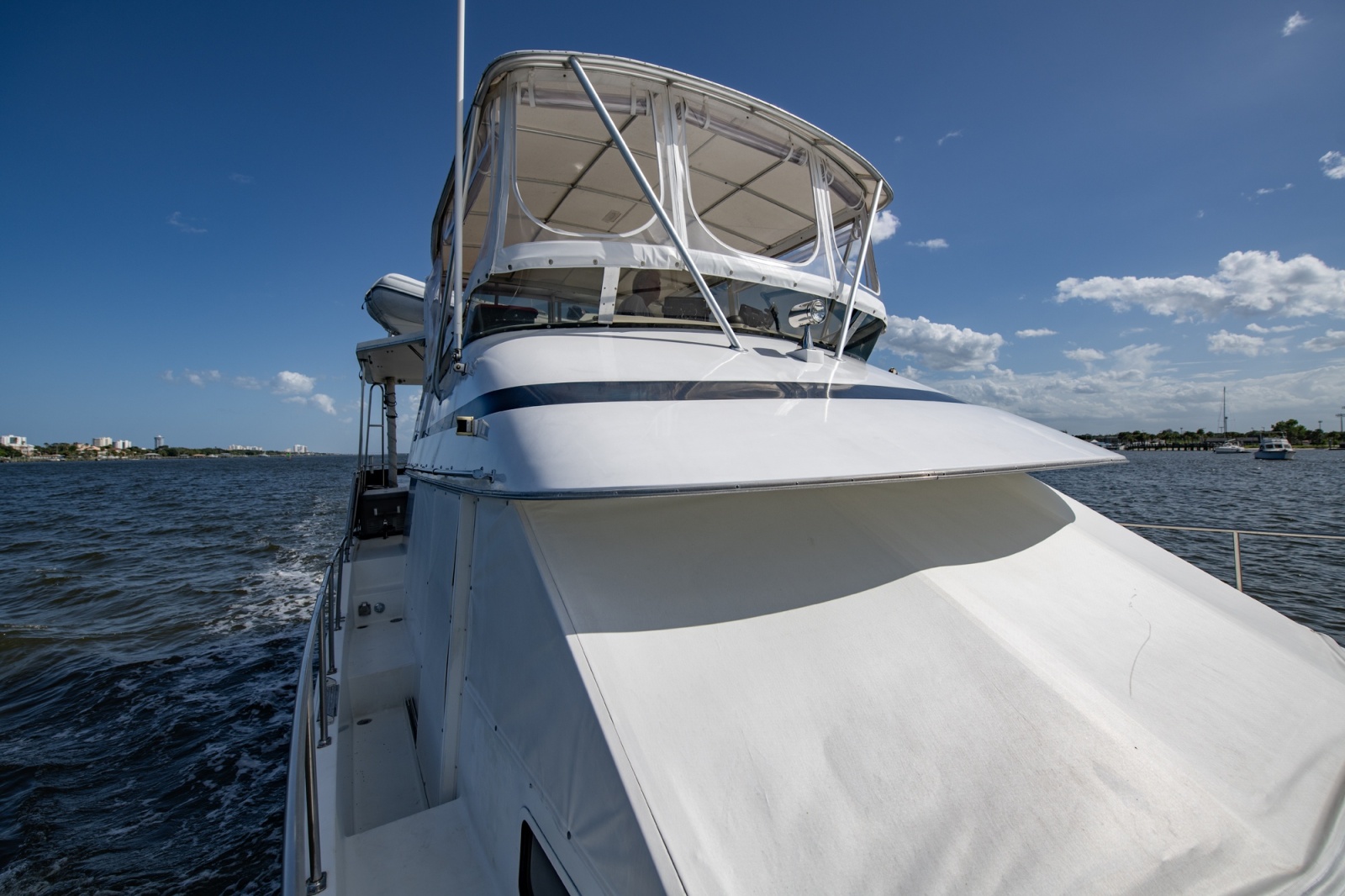 1988 Tollycraft 44 Cockpit M.Y.