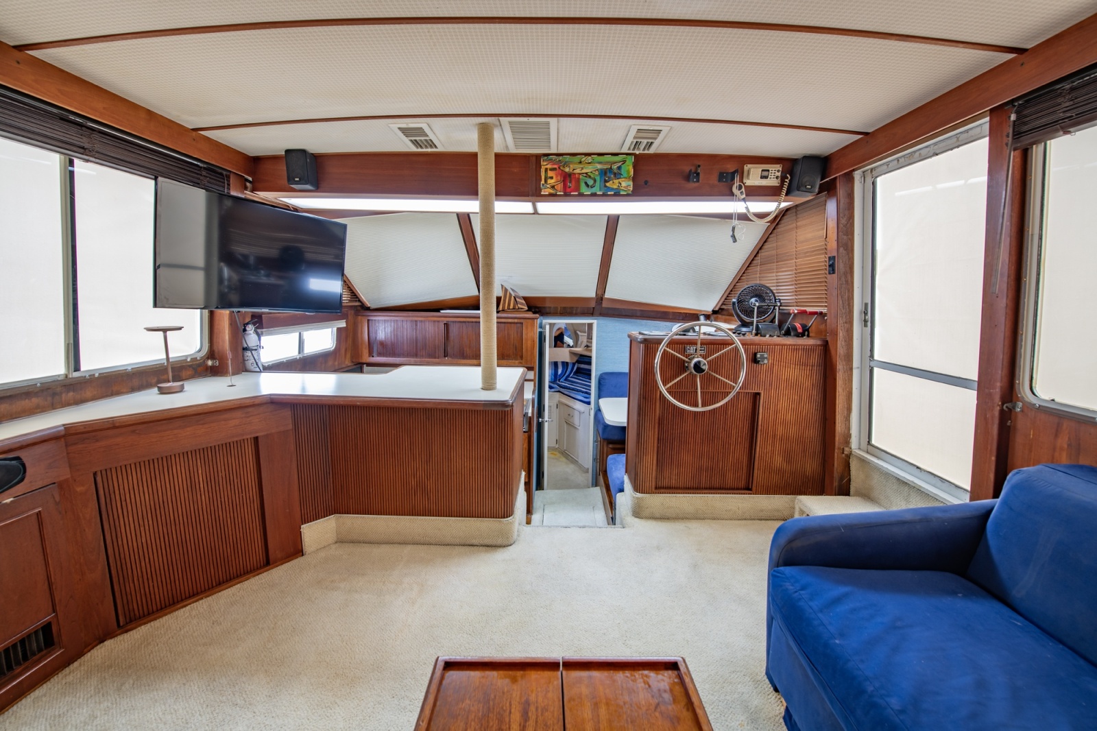 1988 Tollycraft 44 Cockpit M.Y.