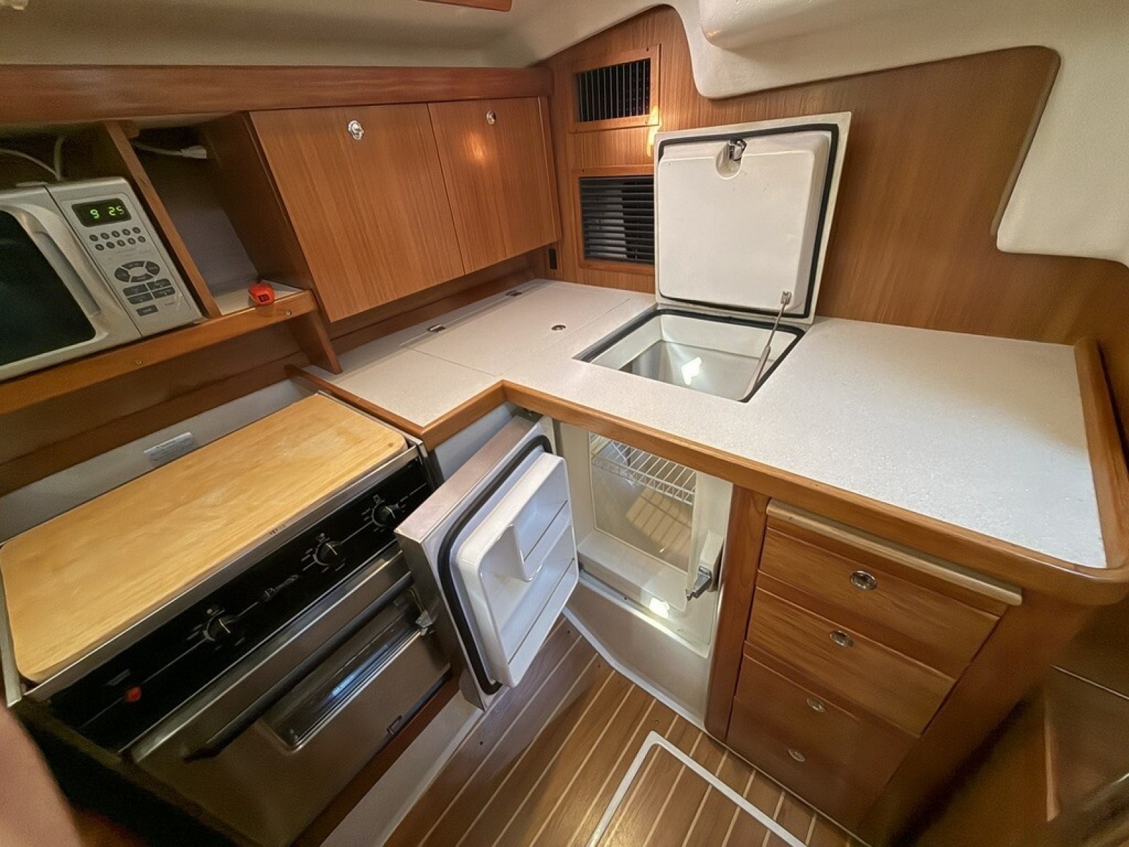 Compass Rose 35ft Catalina Yacht For Sale