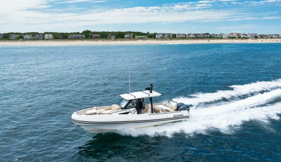 33ft Zodiac Yacht For Sale