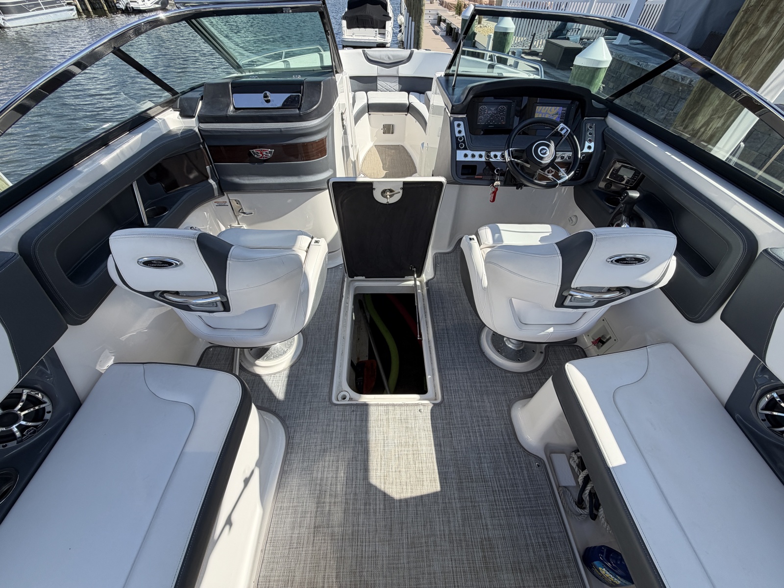 2019 Chaparral 277 SSX