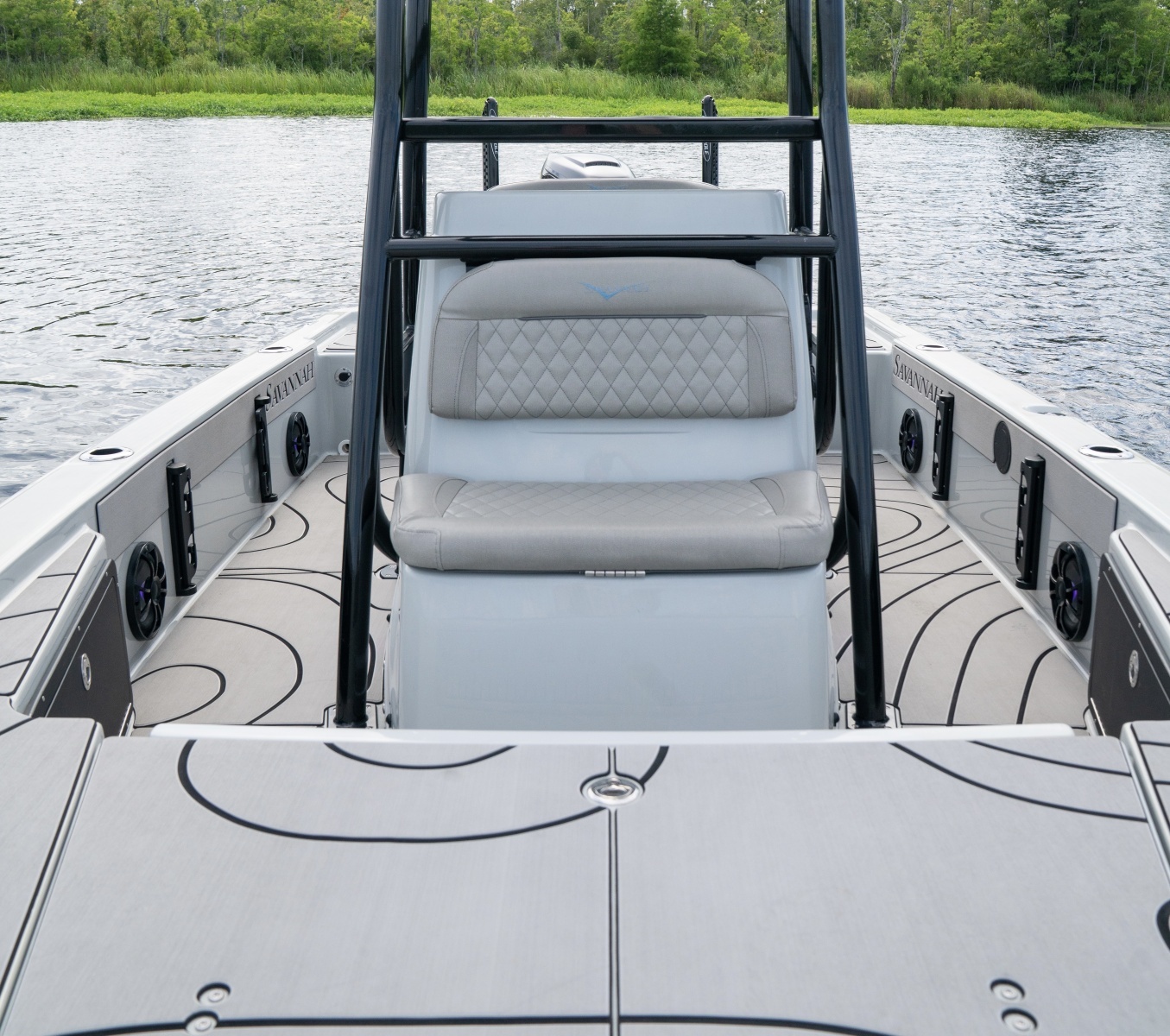 2016 Savannah 220IS