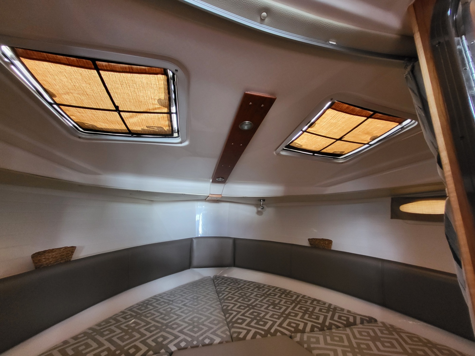 2023 Cutwater C-288 Coupe