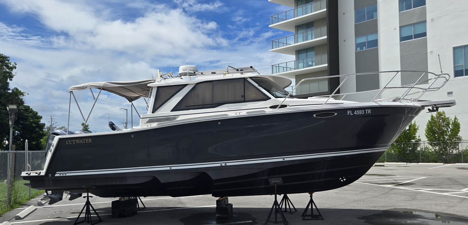 2023 Cutwater C-288 Coupe