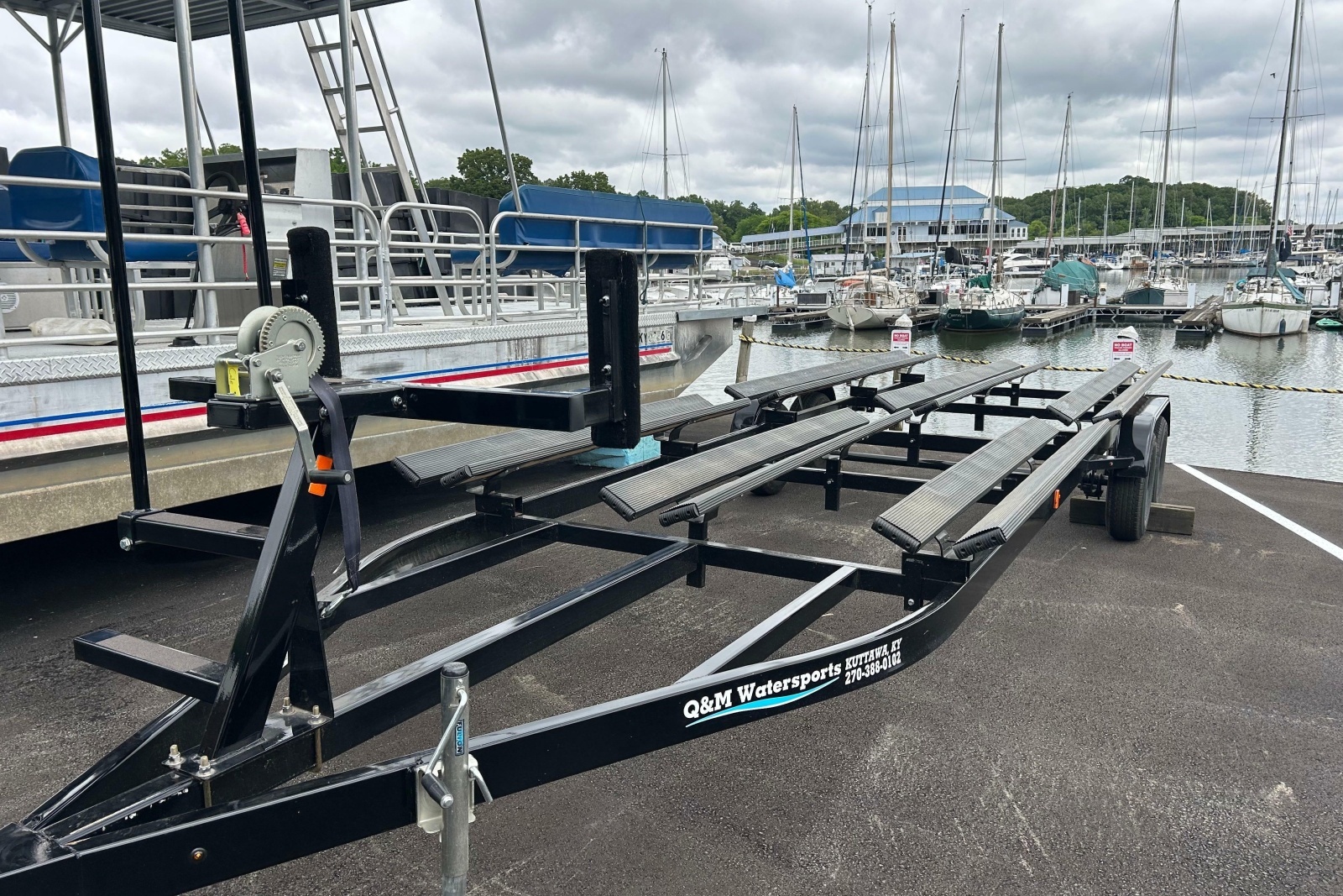 2025 South Bay 525 Tritoon