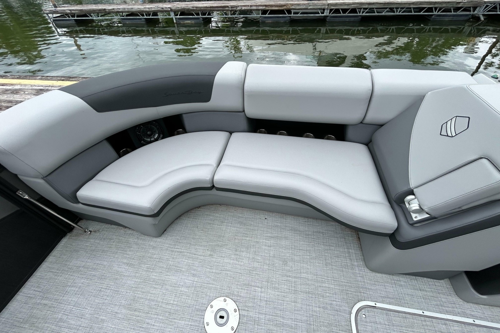 2025 South Bay 525 Tritoon