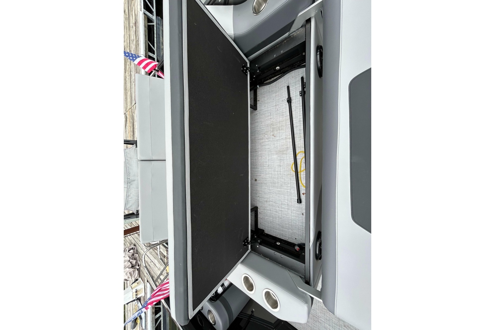 2025 South Bay 525 Tritoon