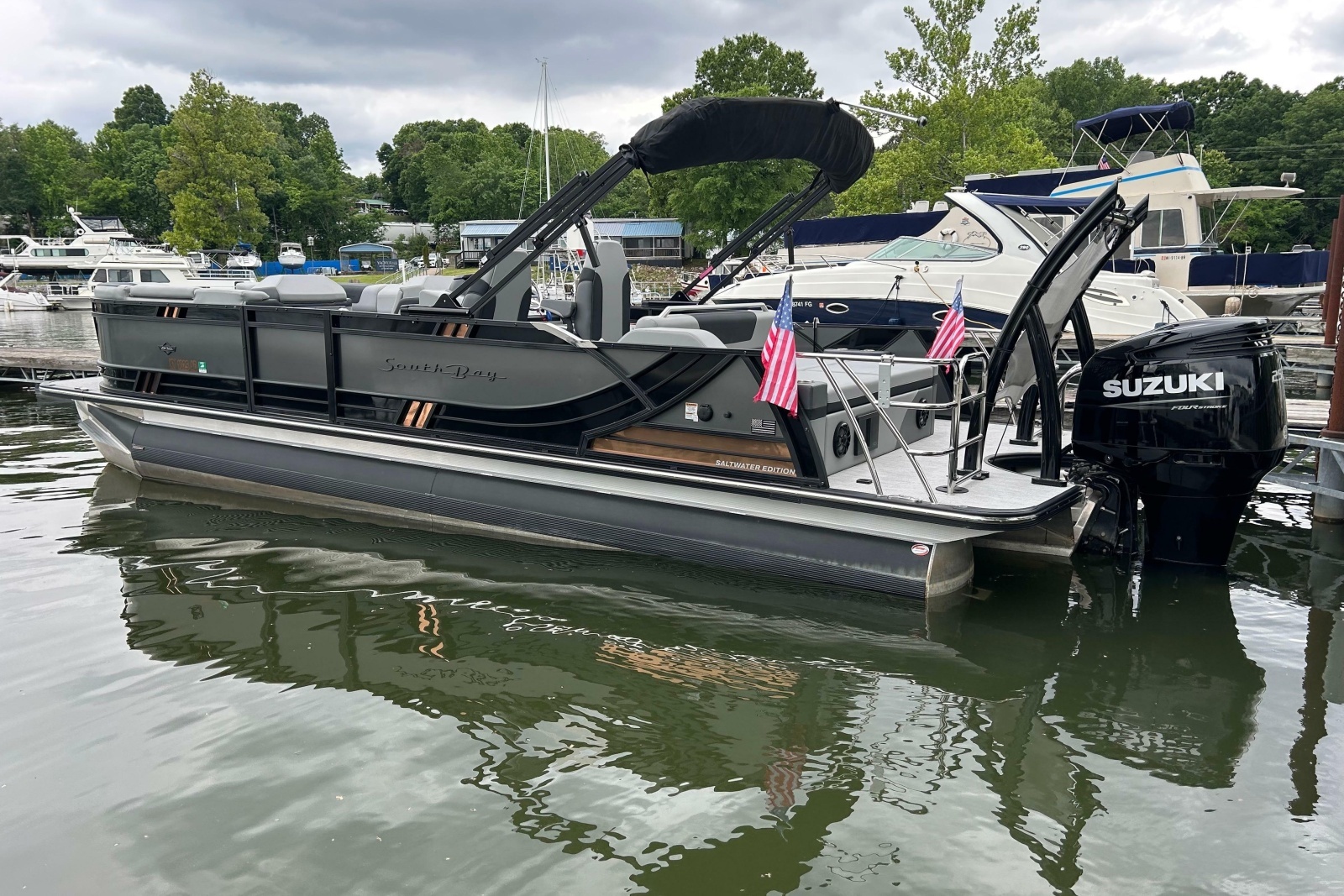2025 South Bay 525 Tritoon