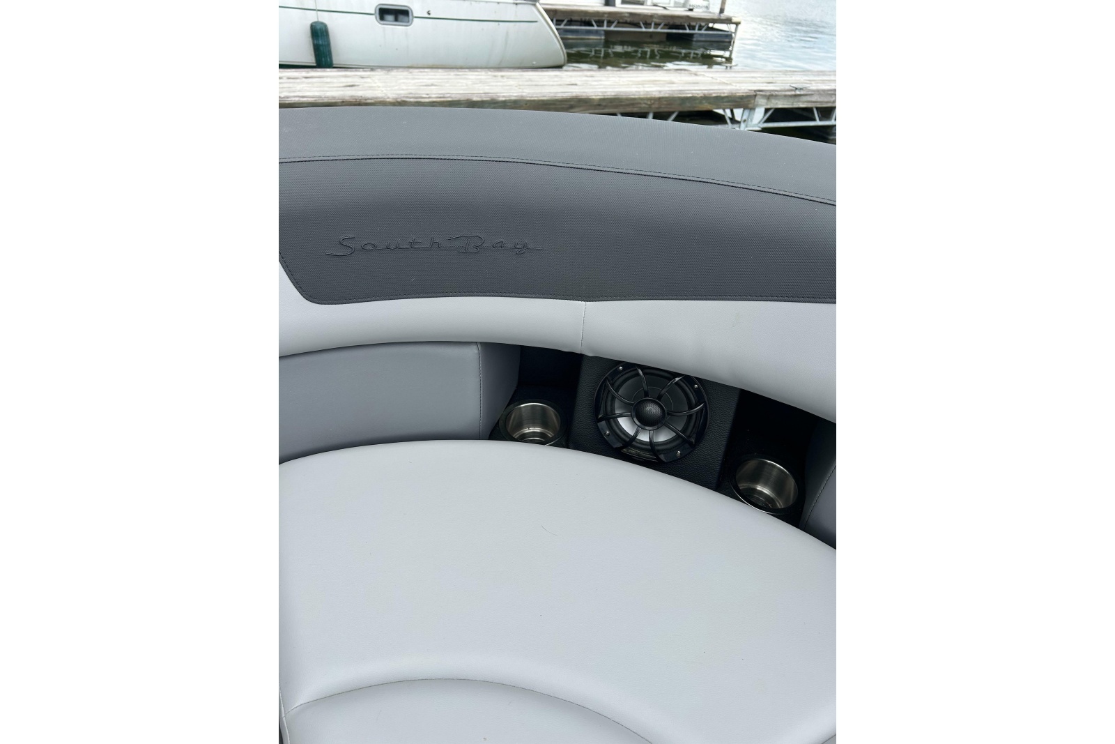 2025 South Bay 525 Tritoon