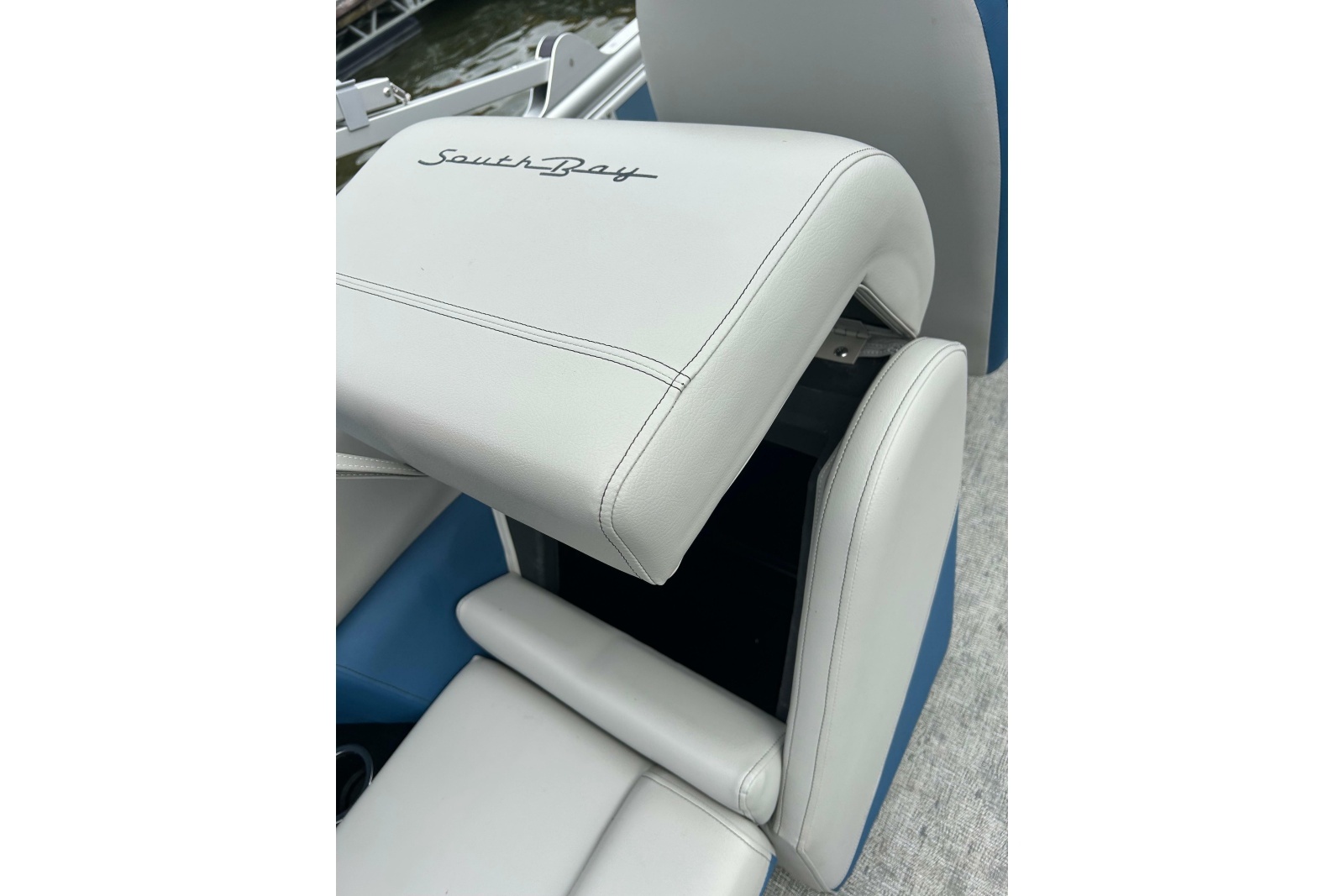 2025 South Bay Pontoon