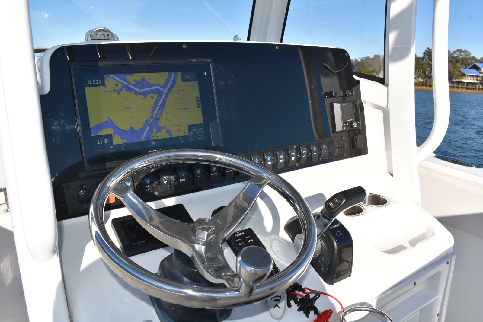 2020 Sea Hunt Ultra 255SE