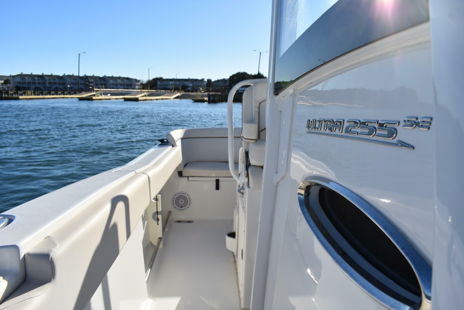 2020 Sea Hunt Ultra 255SE
