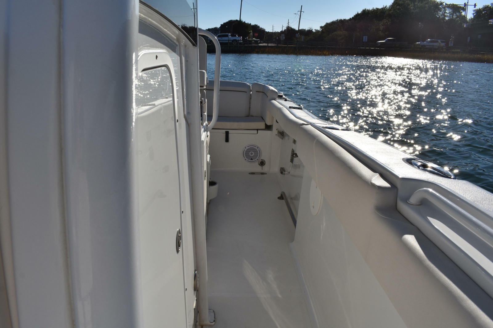 2020 Sea Hunt Ultra 255SE