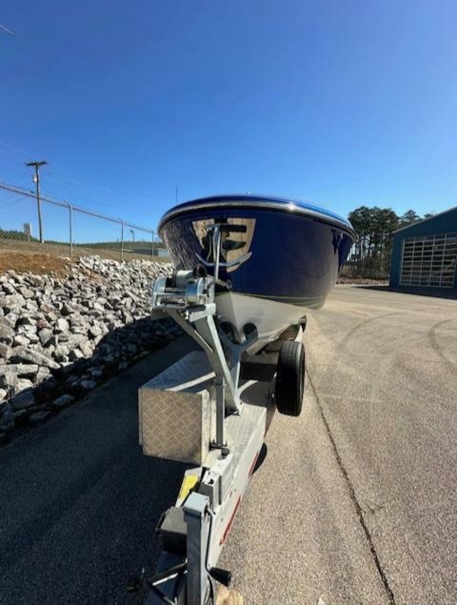 2019 Mystic M4200