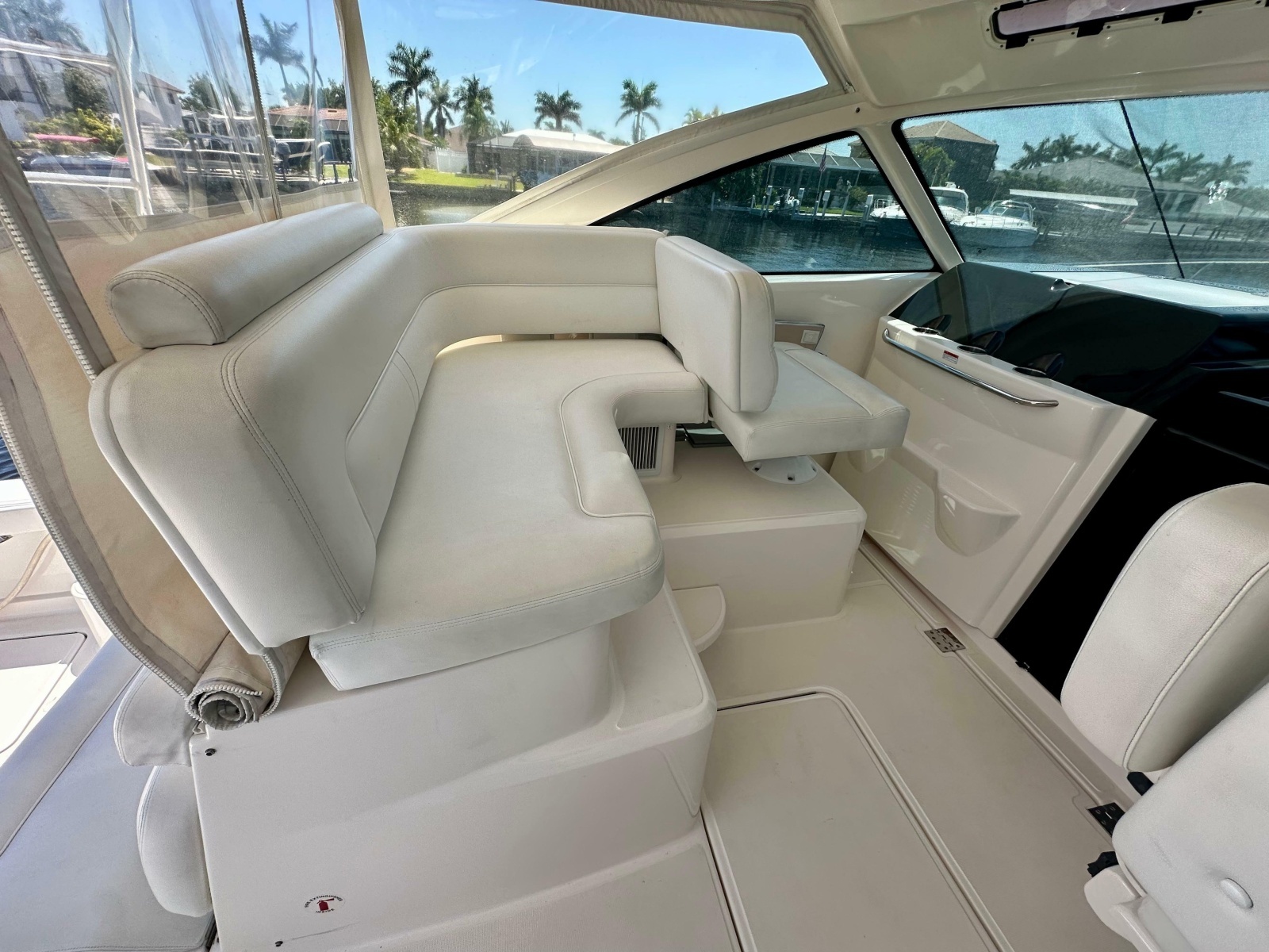2018 Tiara Yachts 4300 Open