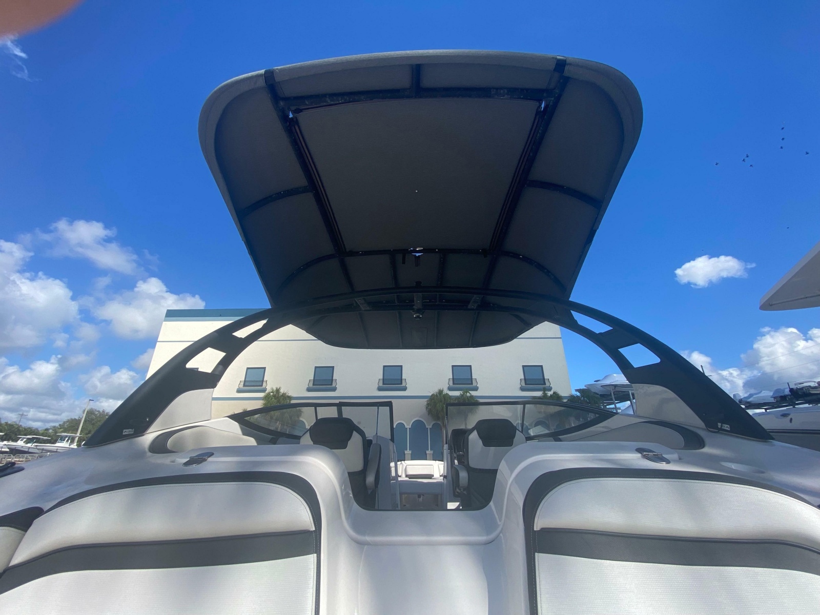 2018 Yamaha Boats 242 Limited S