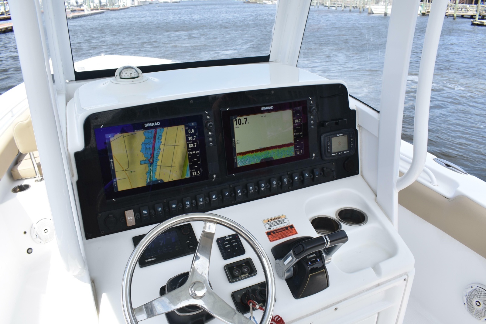 2017 Sea Hunt Gamefish 27FS