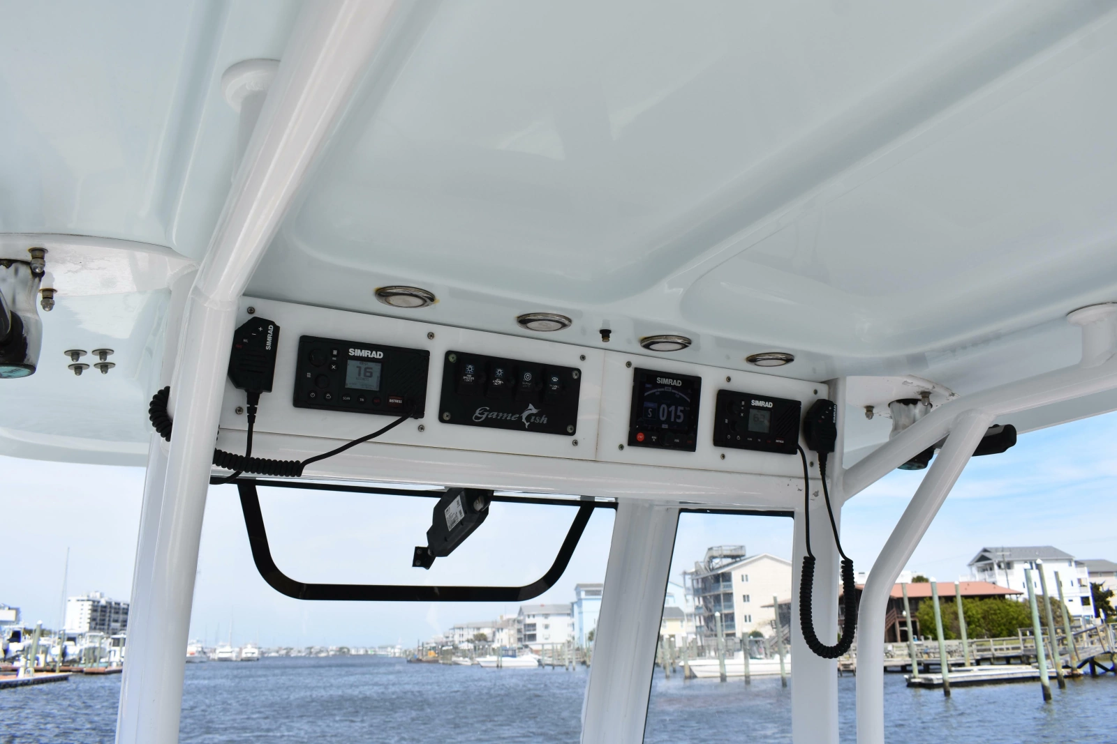 2017 Sea Hunt Gamefish 27FS