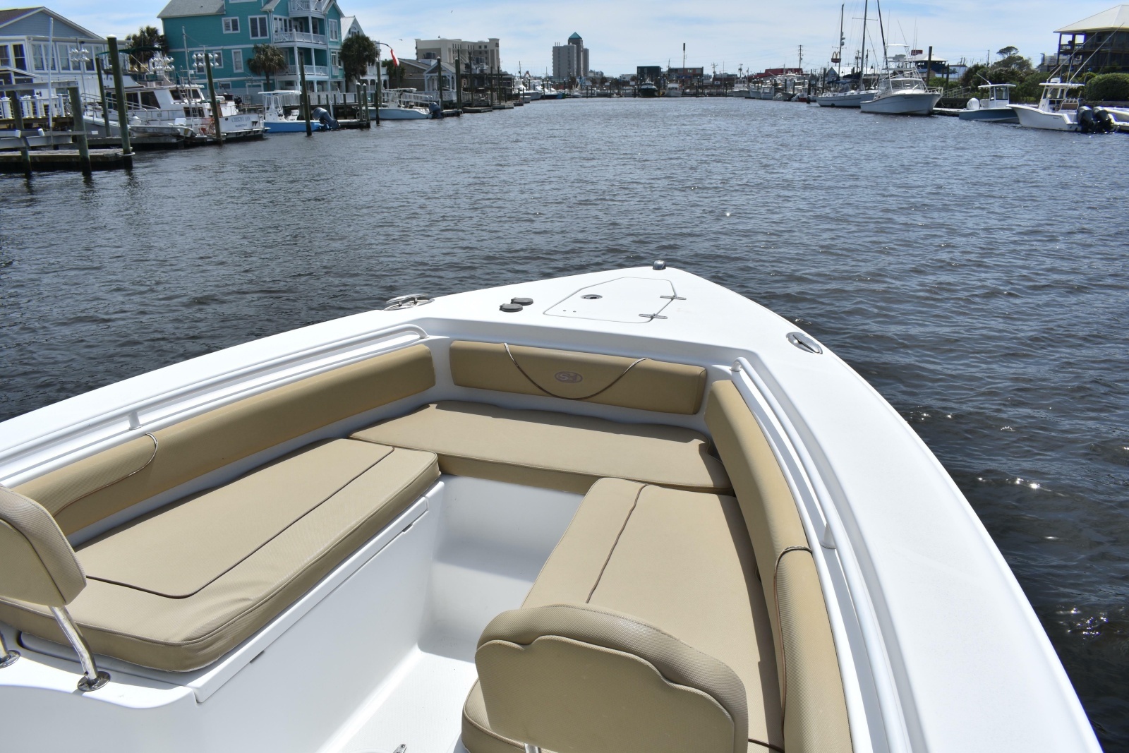 2017 Sea Hunt Gamefish 27FS