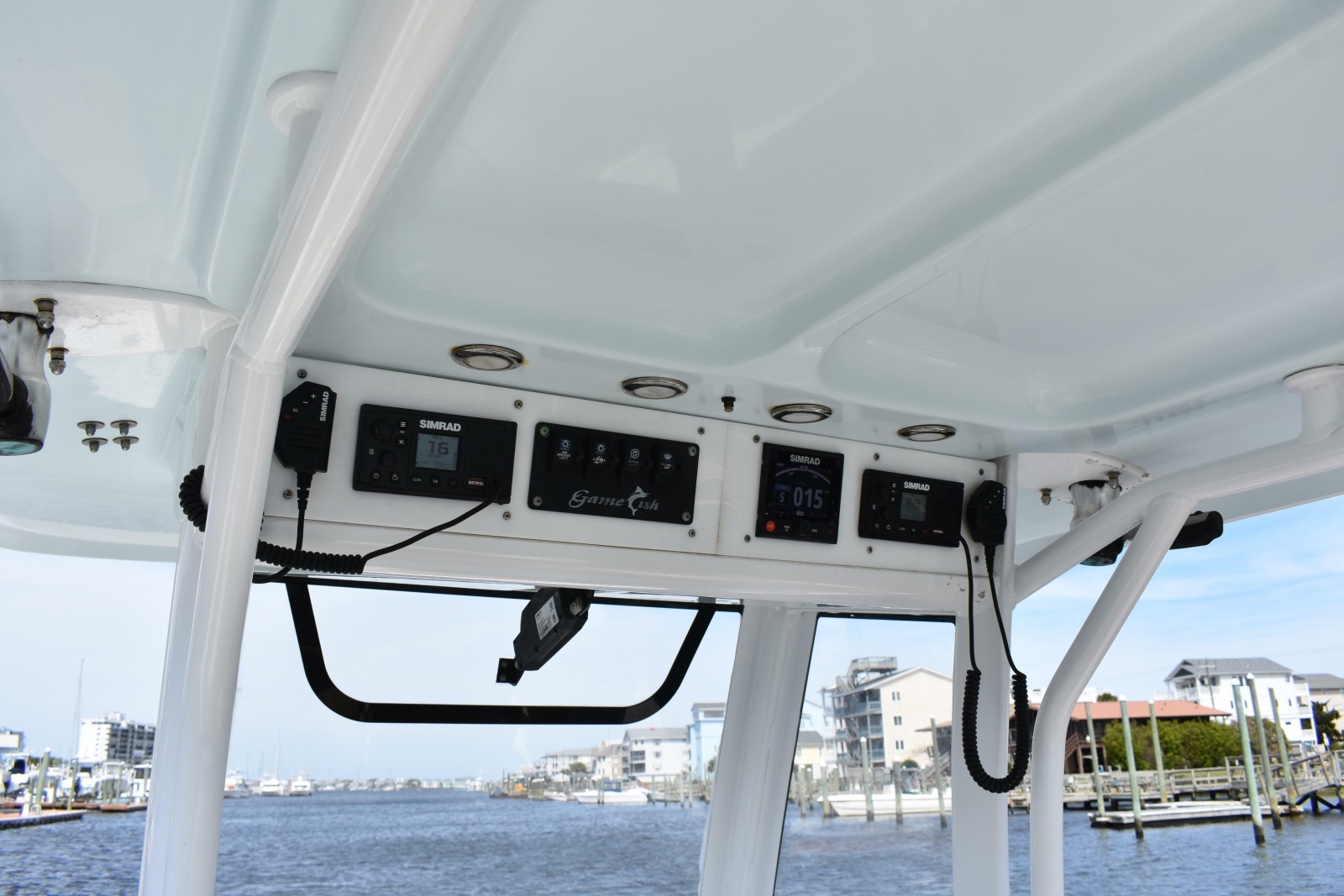 2017 Sea Hunt Gamefish 27FS