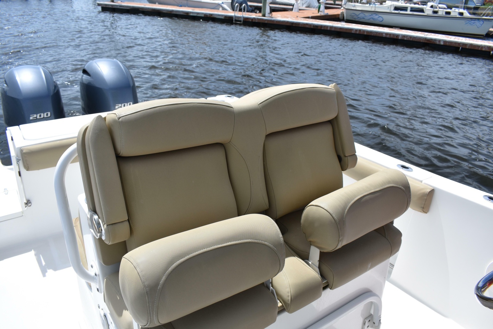 2017 Sea Hunt Gamefish 27FS
