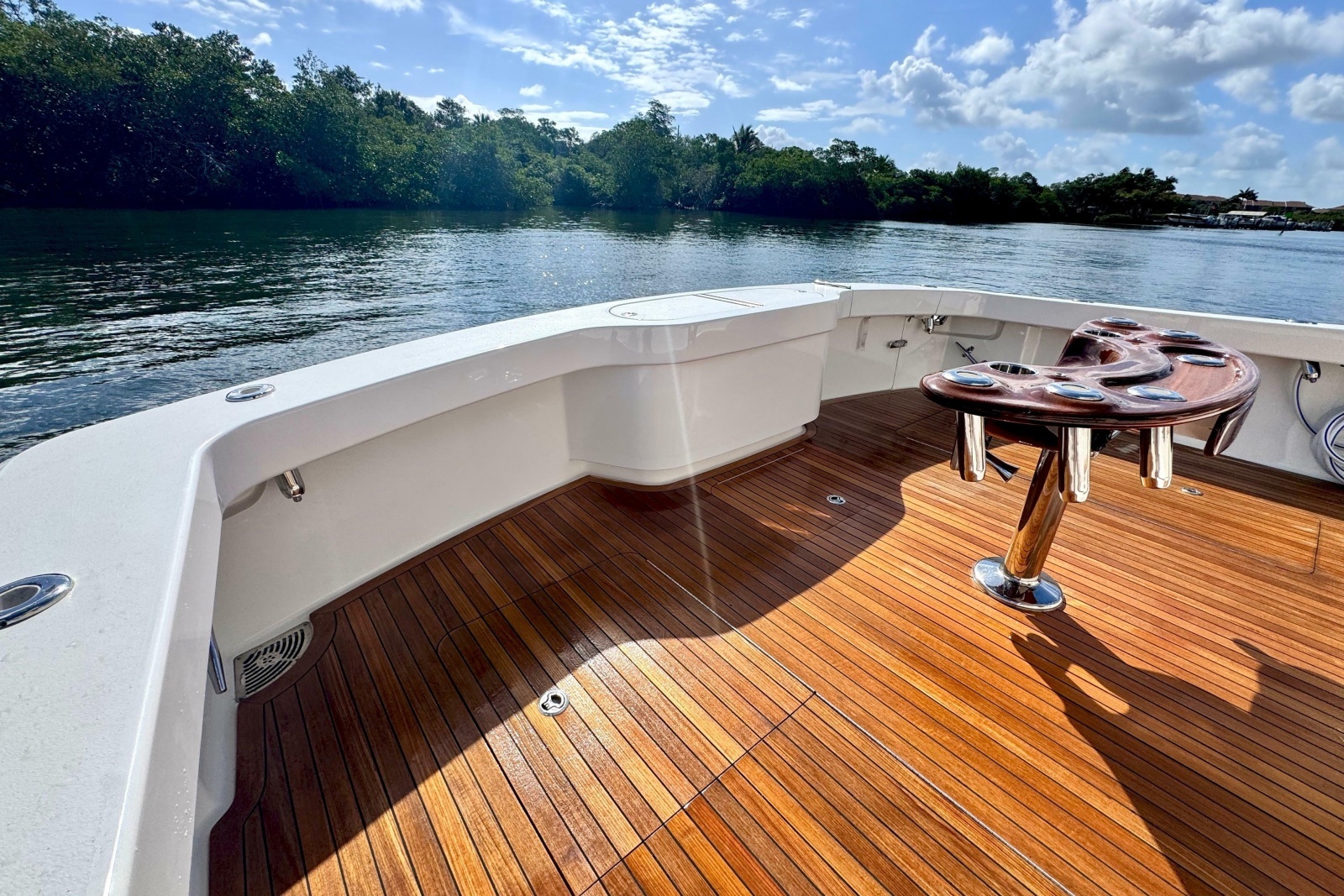 2017 Viking 52 Sport Tower