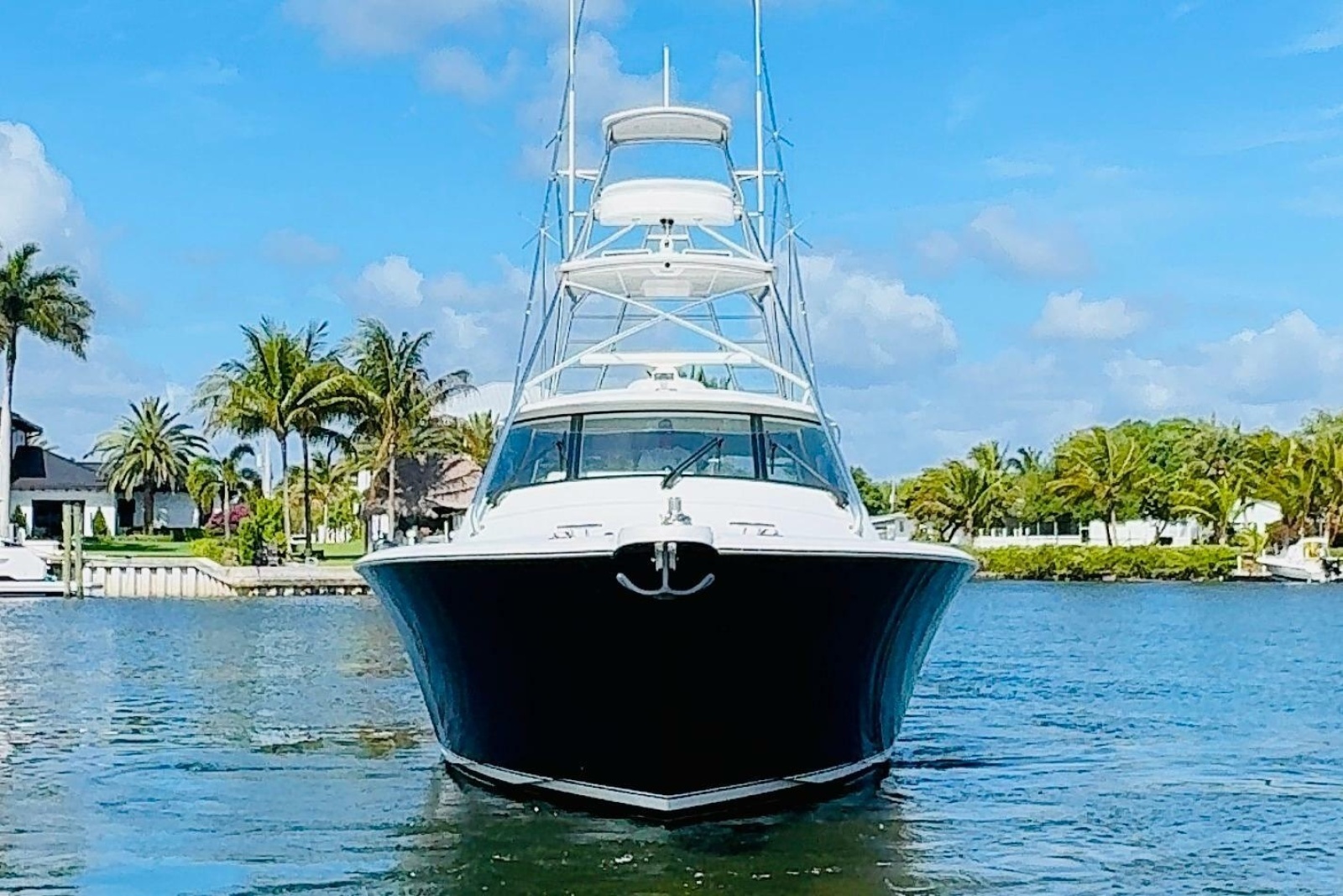 2017 Viking 52 Sport Tower