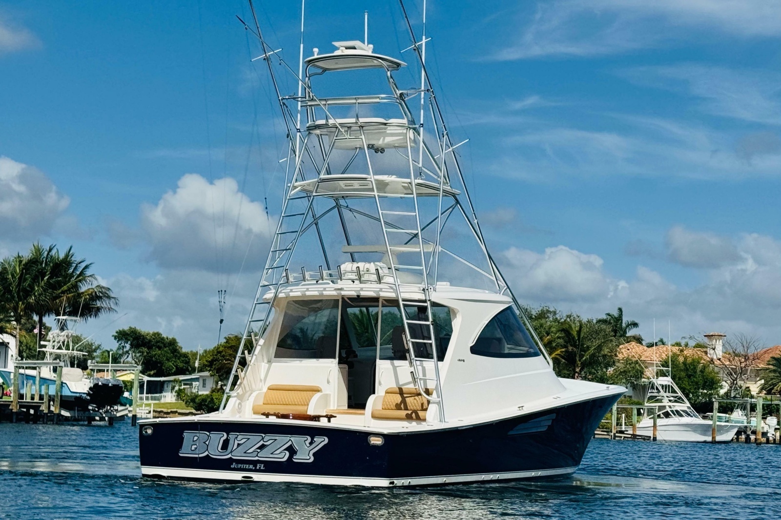 2017 Viking 52 Sport Tower