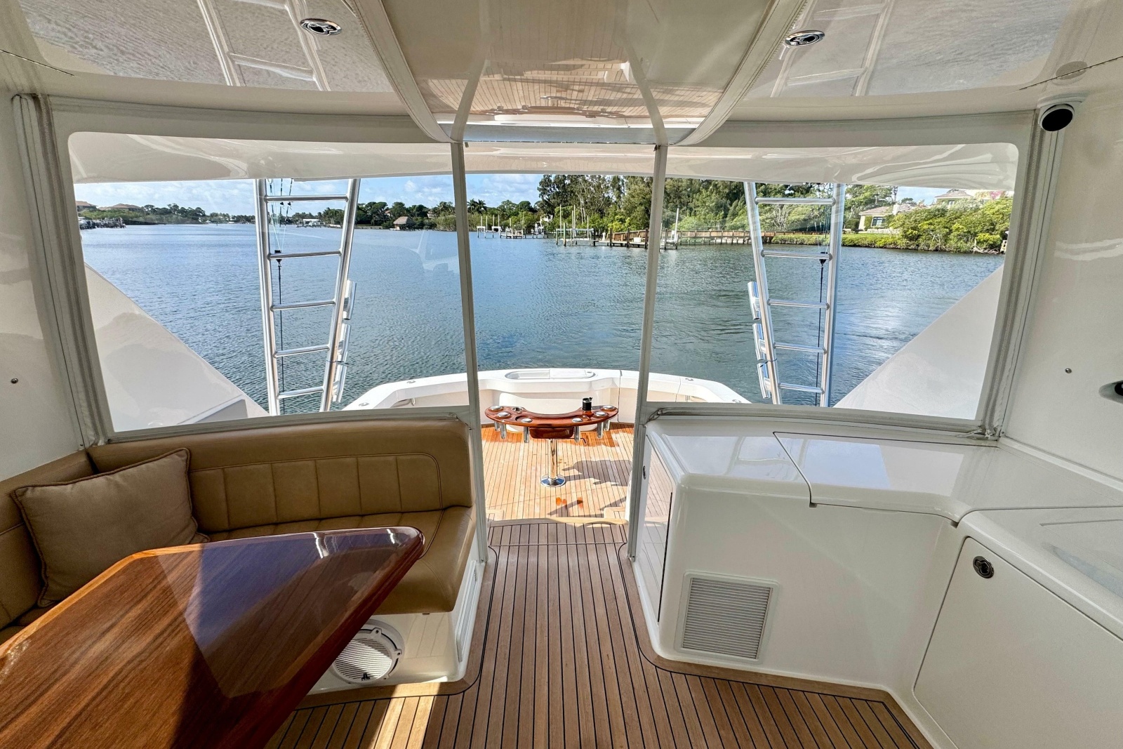 2017 Viking 52 Sport Tower