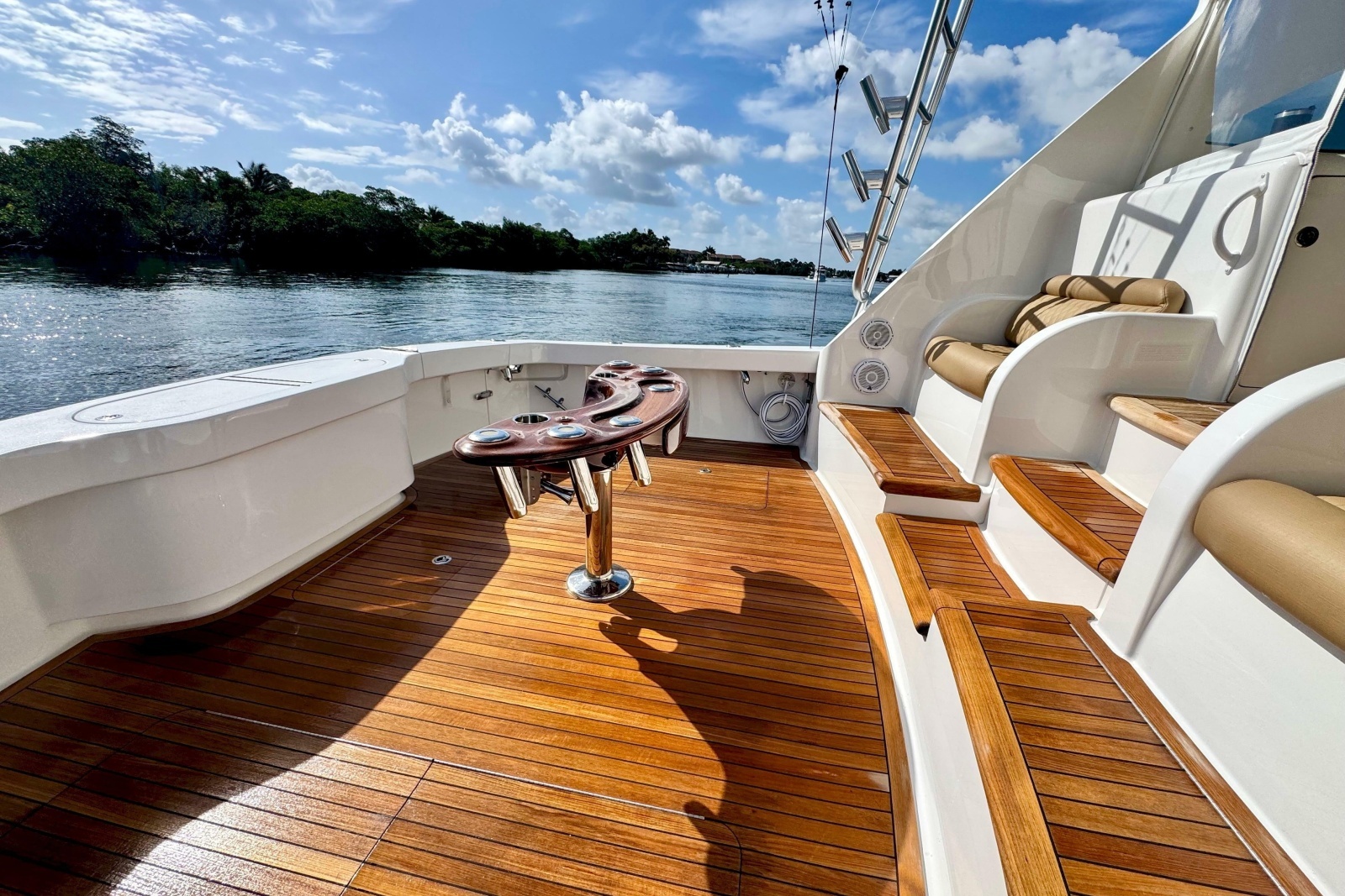 2017 Viking 52 Sport Tower