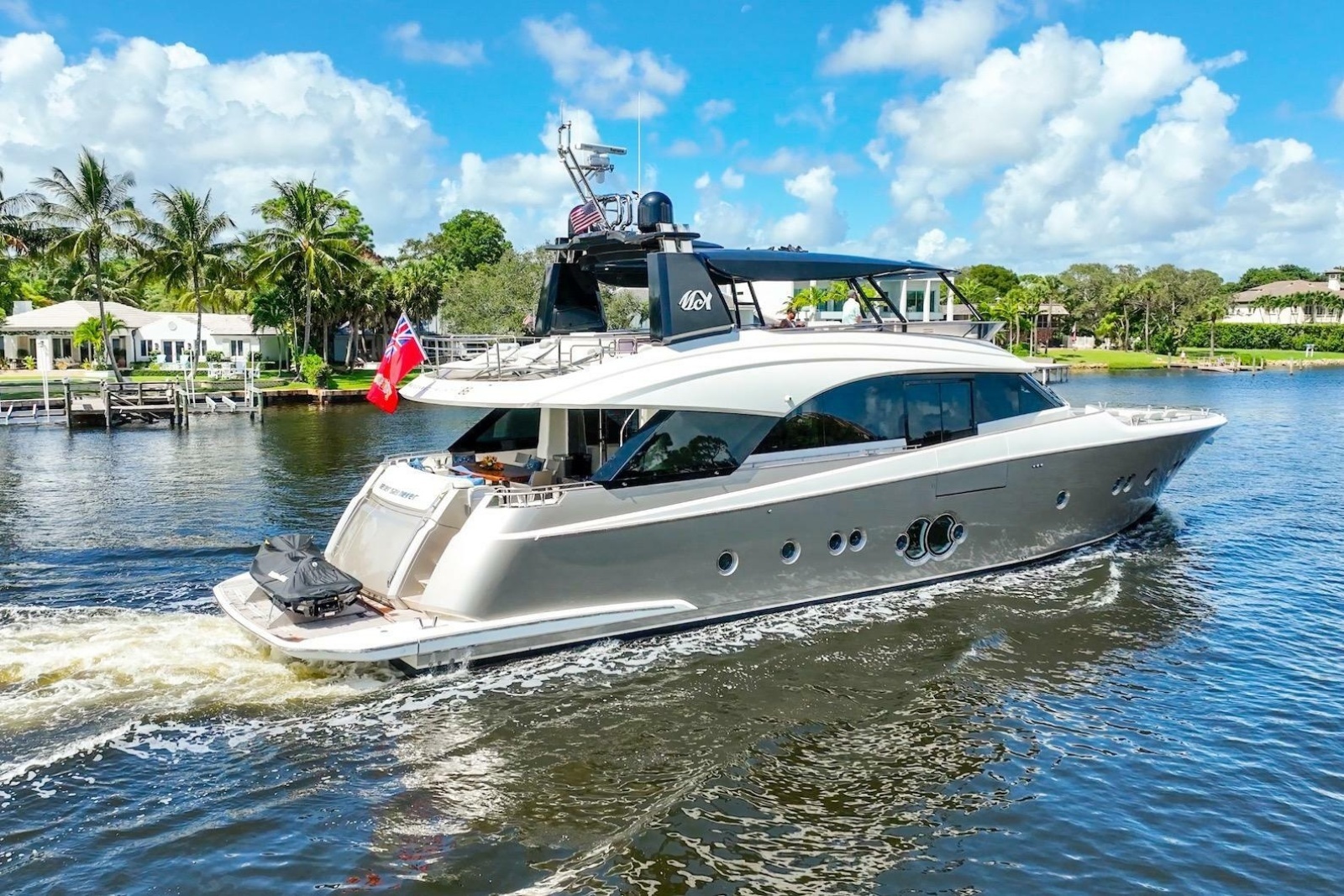 2015 Monte Carlo Yachts MCY 86