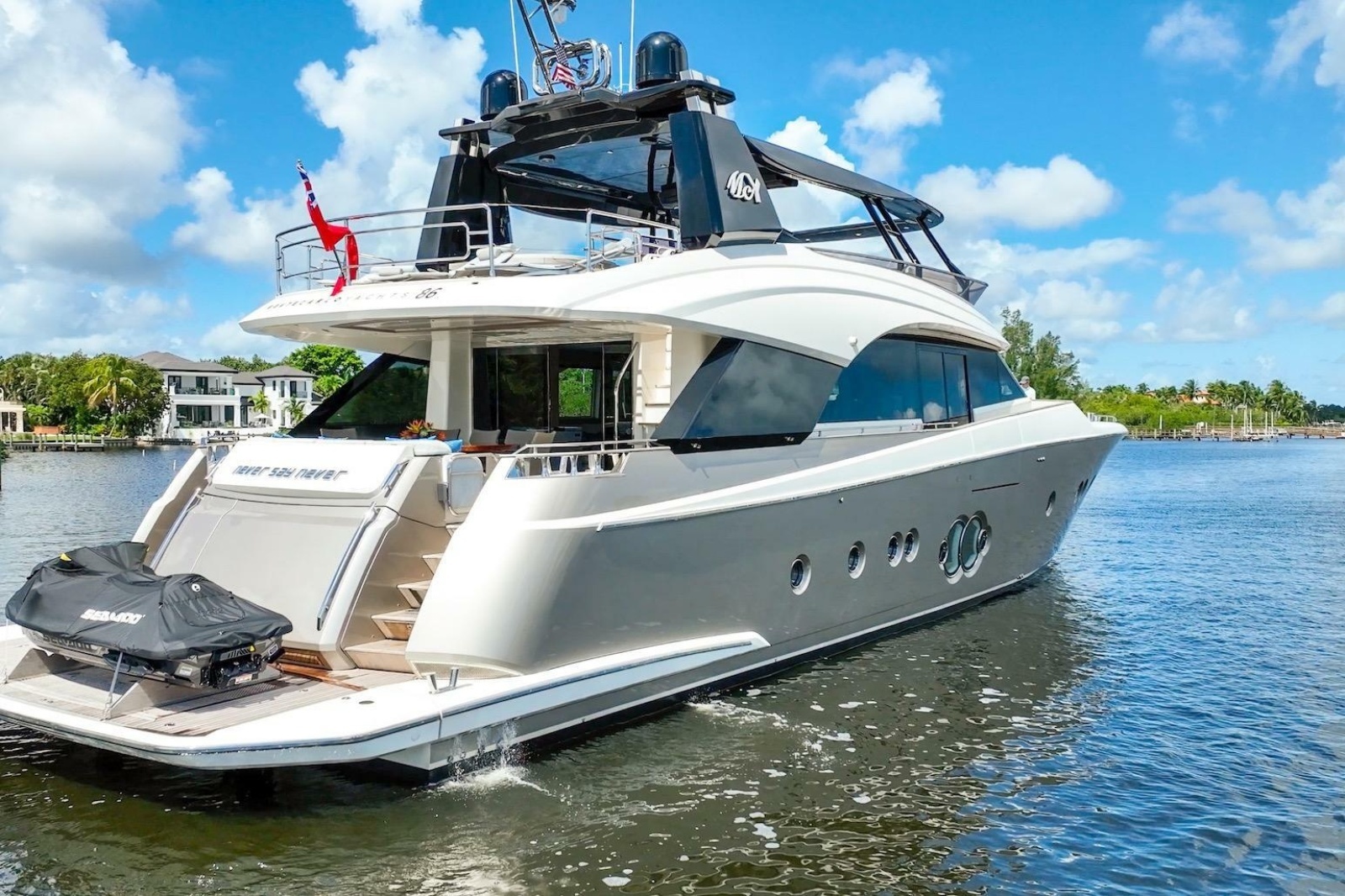 2015 Monte Carlo Yachts MCY 86