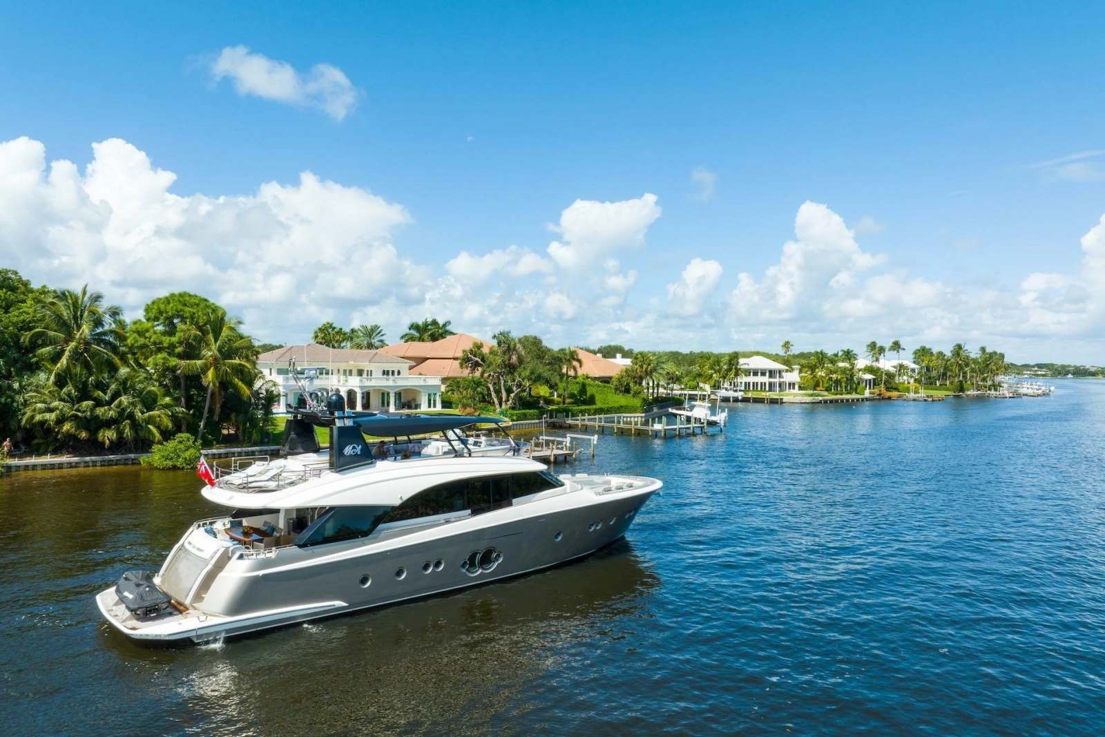 2015 Monte Carlo Yachts MCY 86