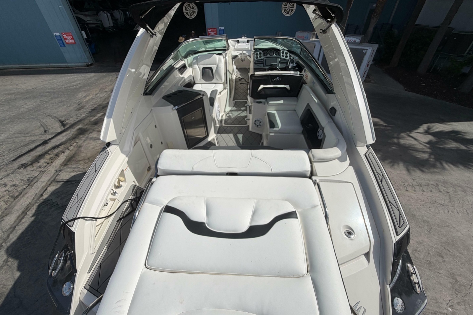 2014 Monterey 328SS Super Sport