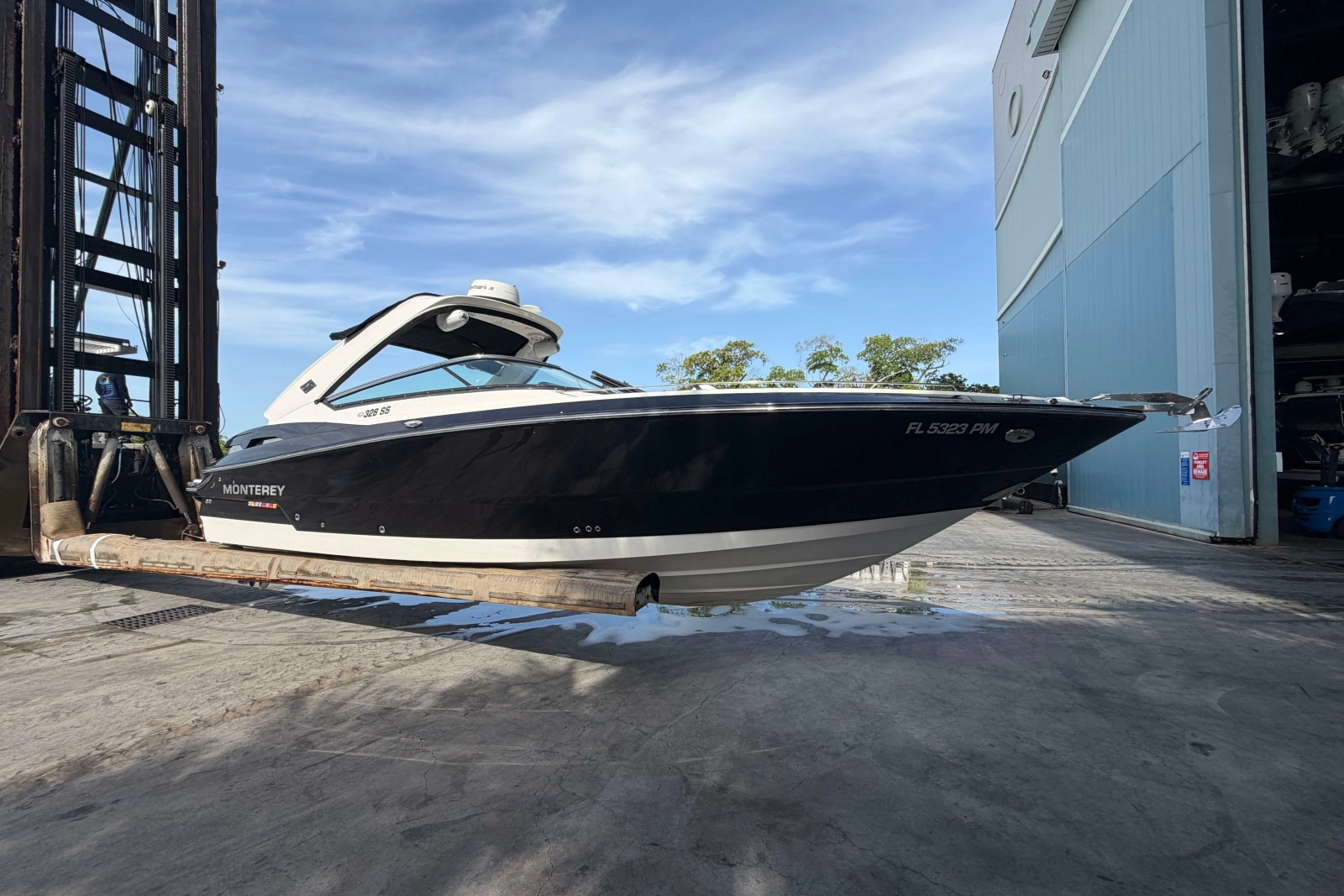 2014 Monterey 328SS Super Sport
