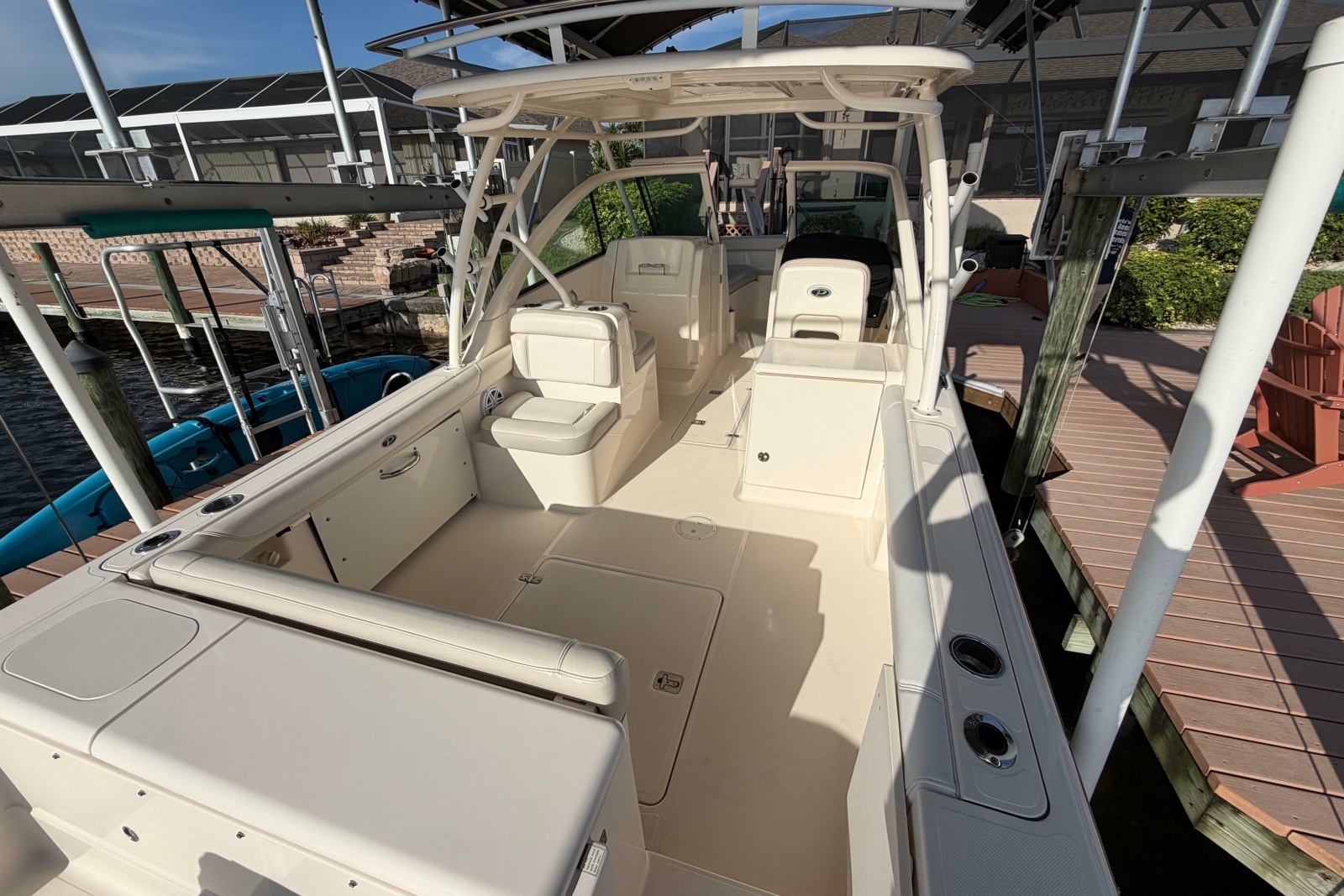 2014 Pursuit DC 265 Dual Console