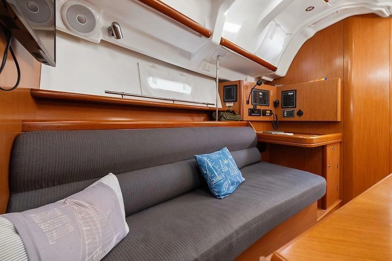2008 Beneteau Oceanis Clipper 343