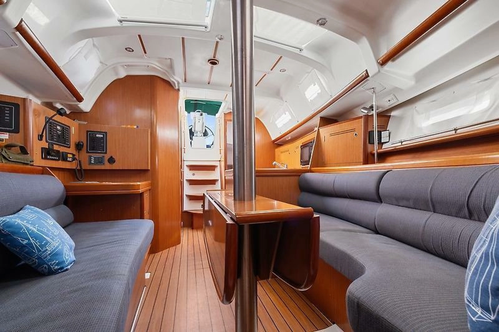 2008 Beneteau Oceanis Clipper 343