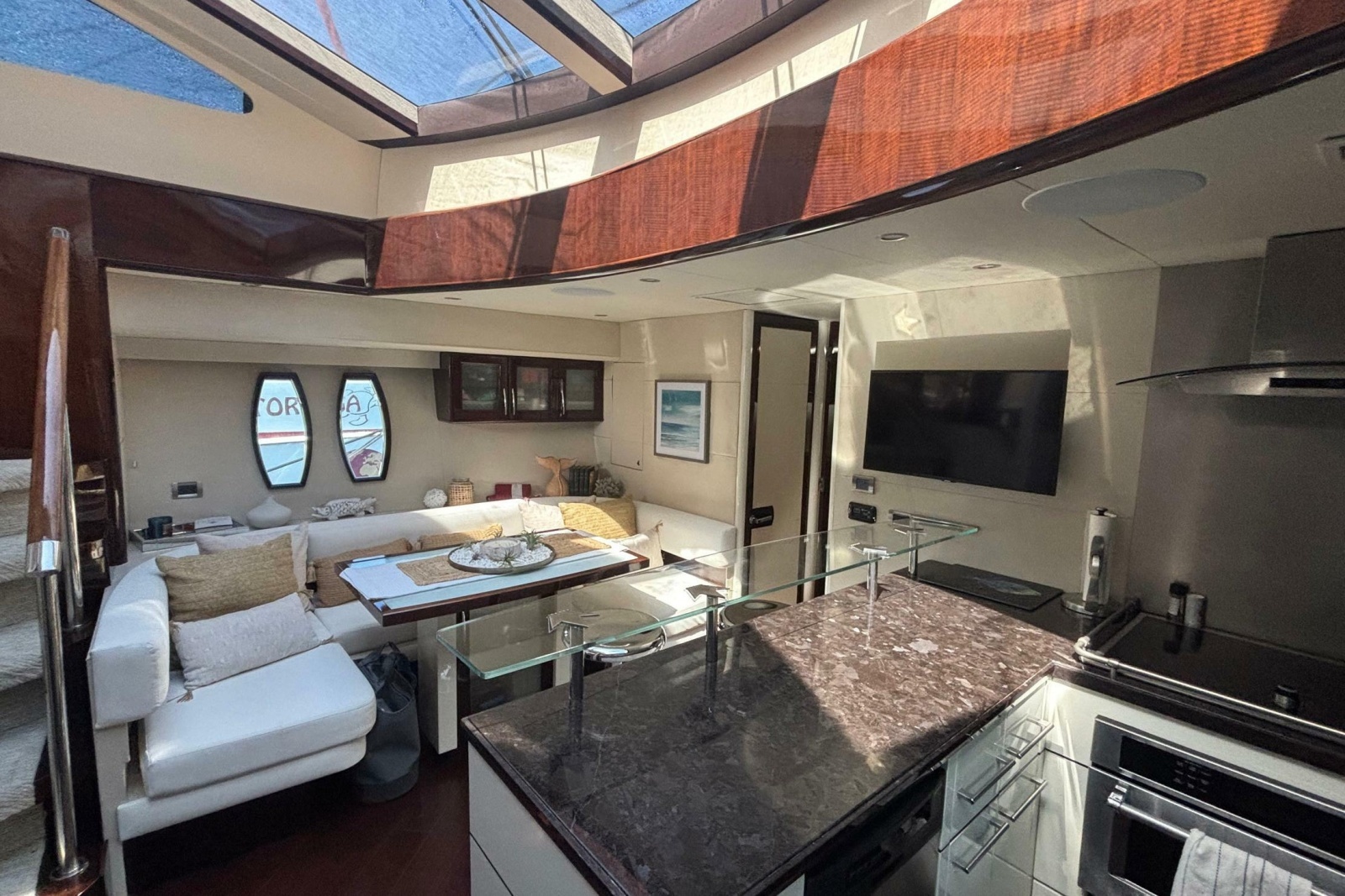 2008 Lazzara Yachts LSX 75