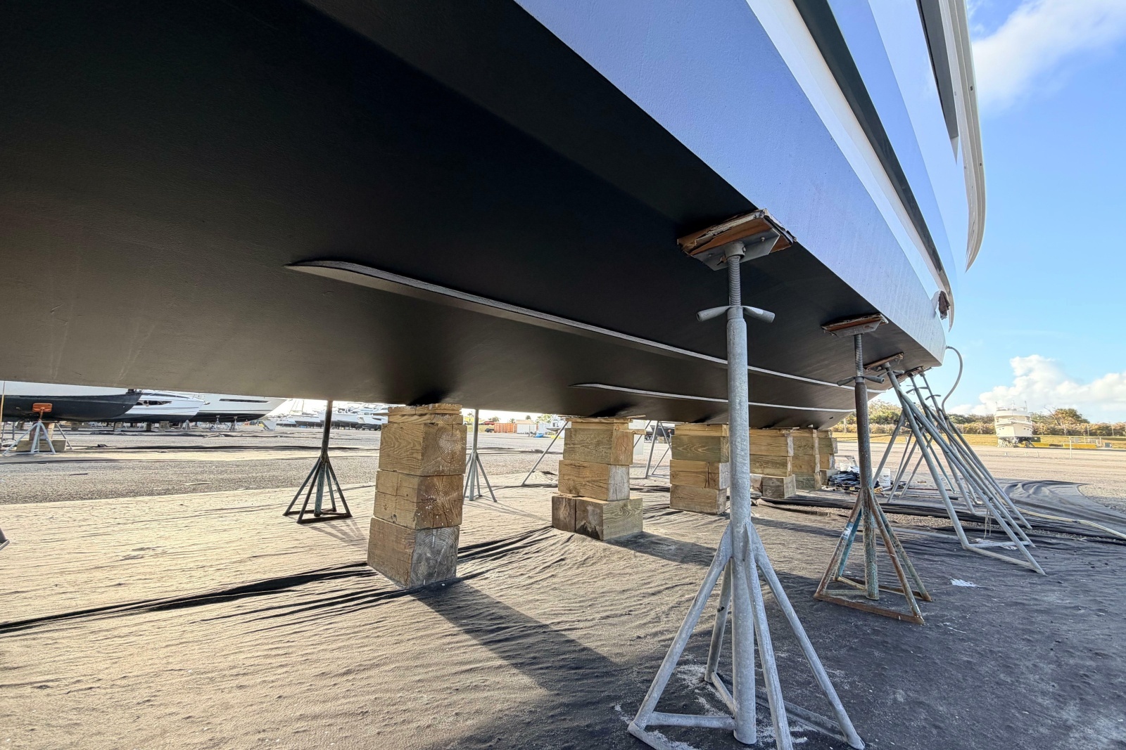 2008 Lazzara Yachts LSX 75