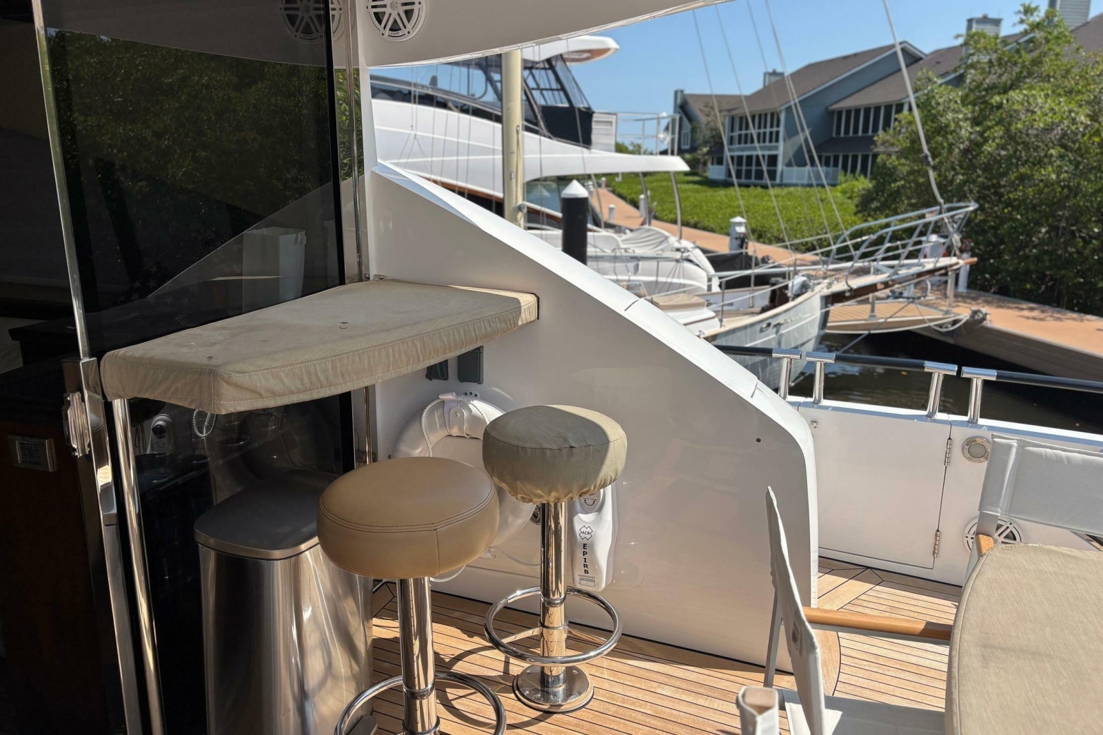 2008 Lazzara Yachts LSX 75