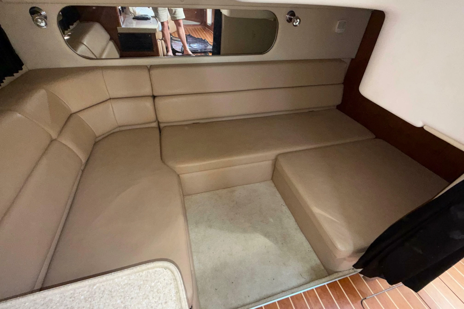 2008 Regal 3760 Sportyacht