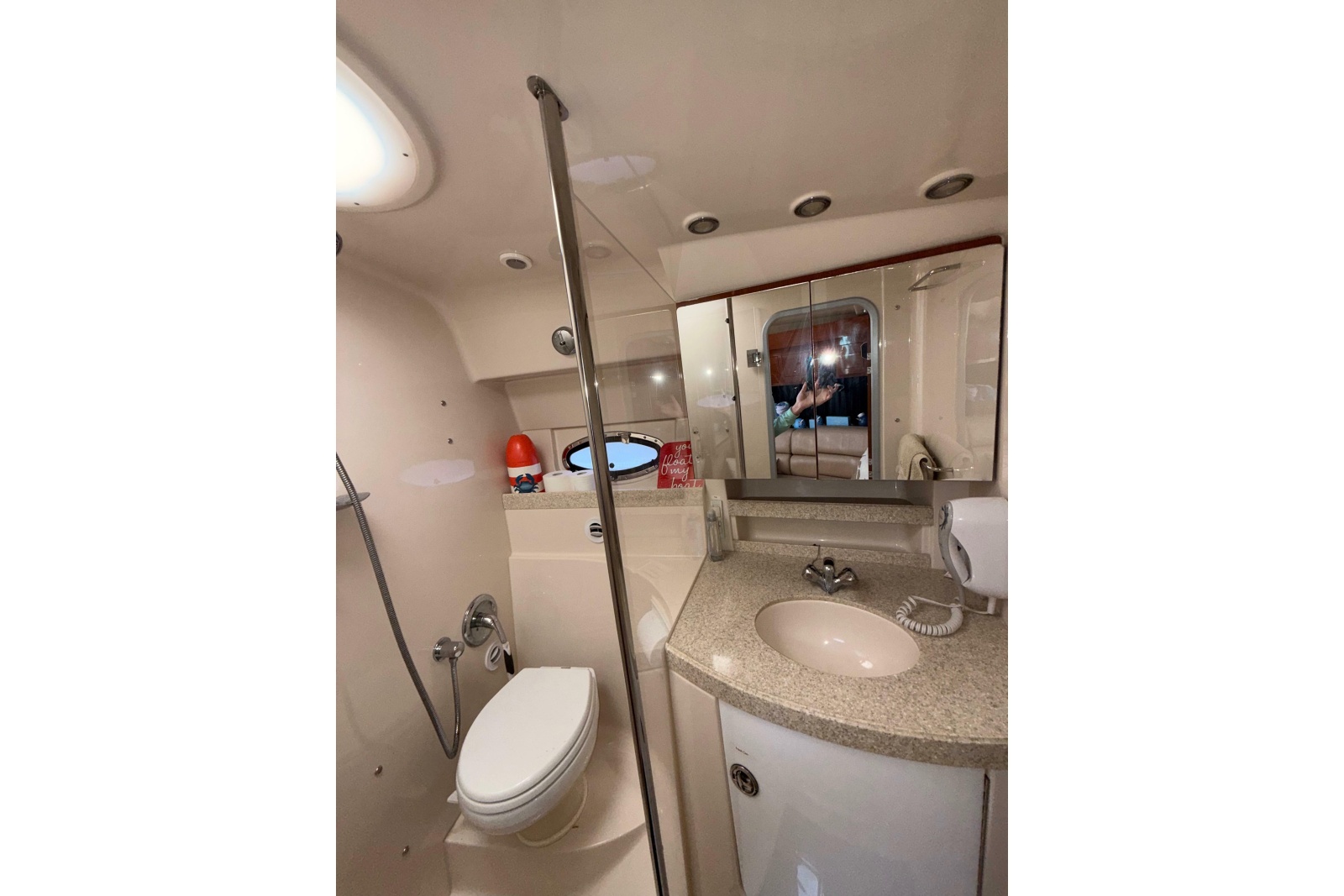 2008 Regal 3760 Sportyacht