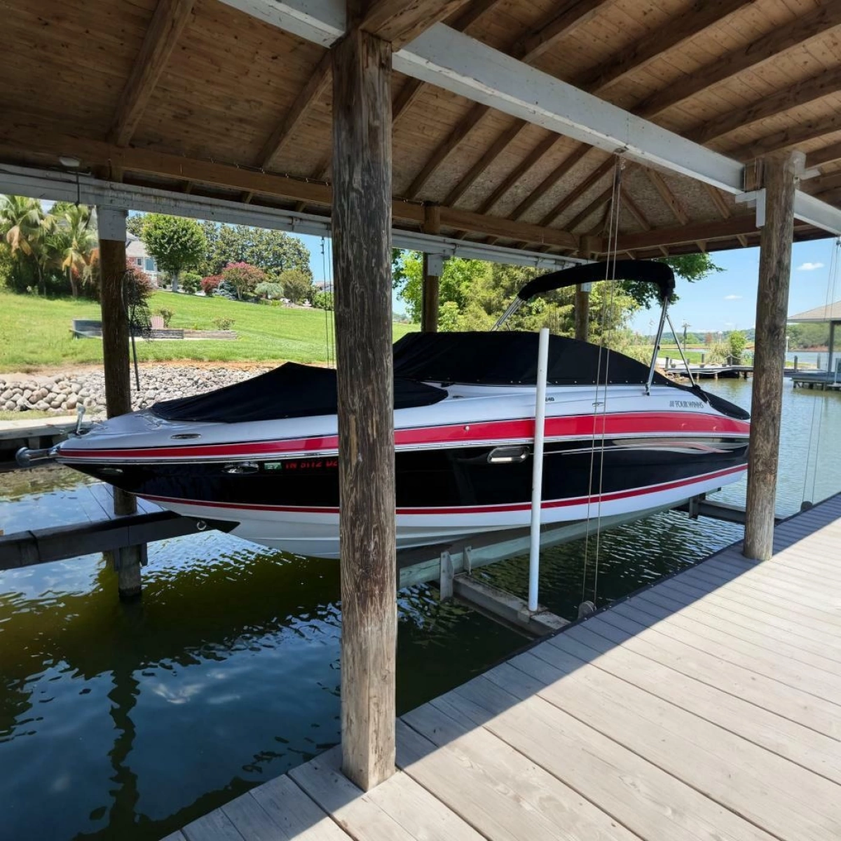 24ft Four Winns Yacht For Sale