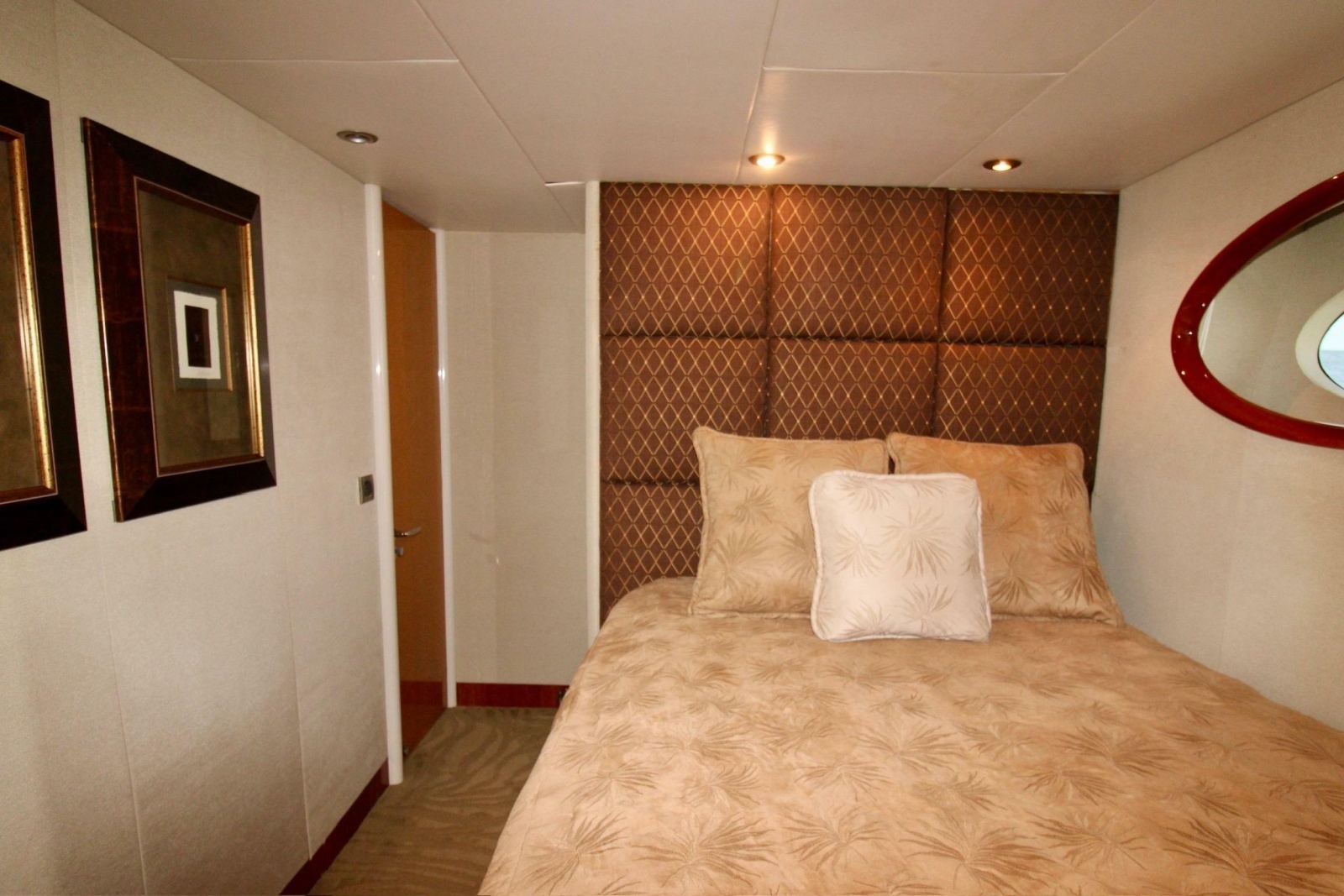 2007 Lazzara Yachts 74 MOTOR YACHT