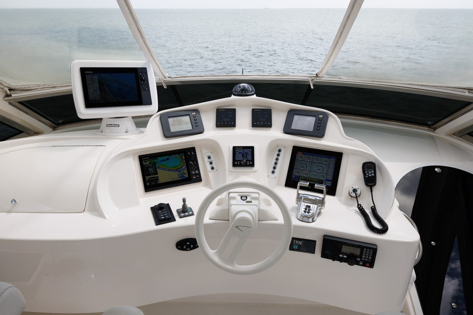 2007 Lazzara Yachts 74 MOTOR YACHT